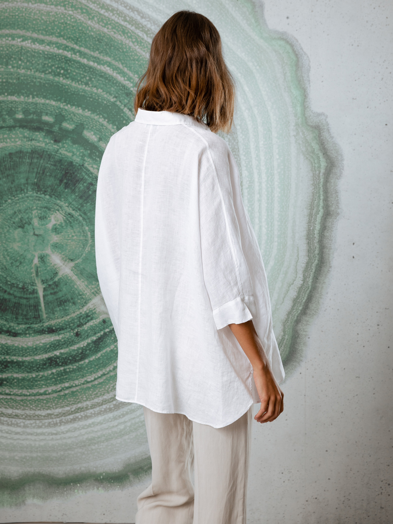 Detailansicht von Oversized Leinenbluse von ANTONELLI