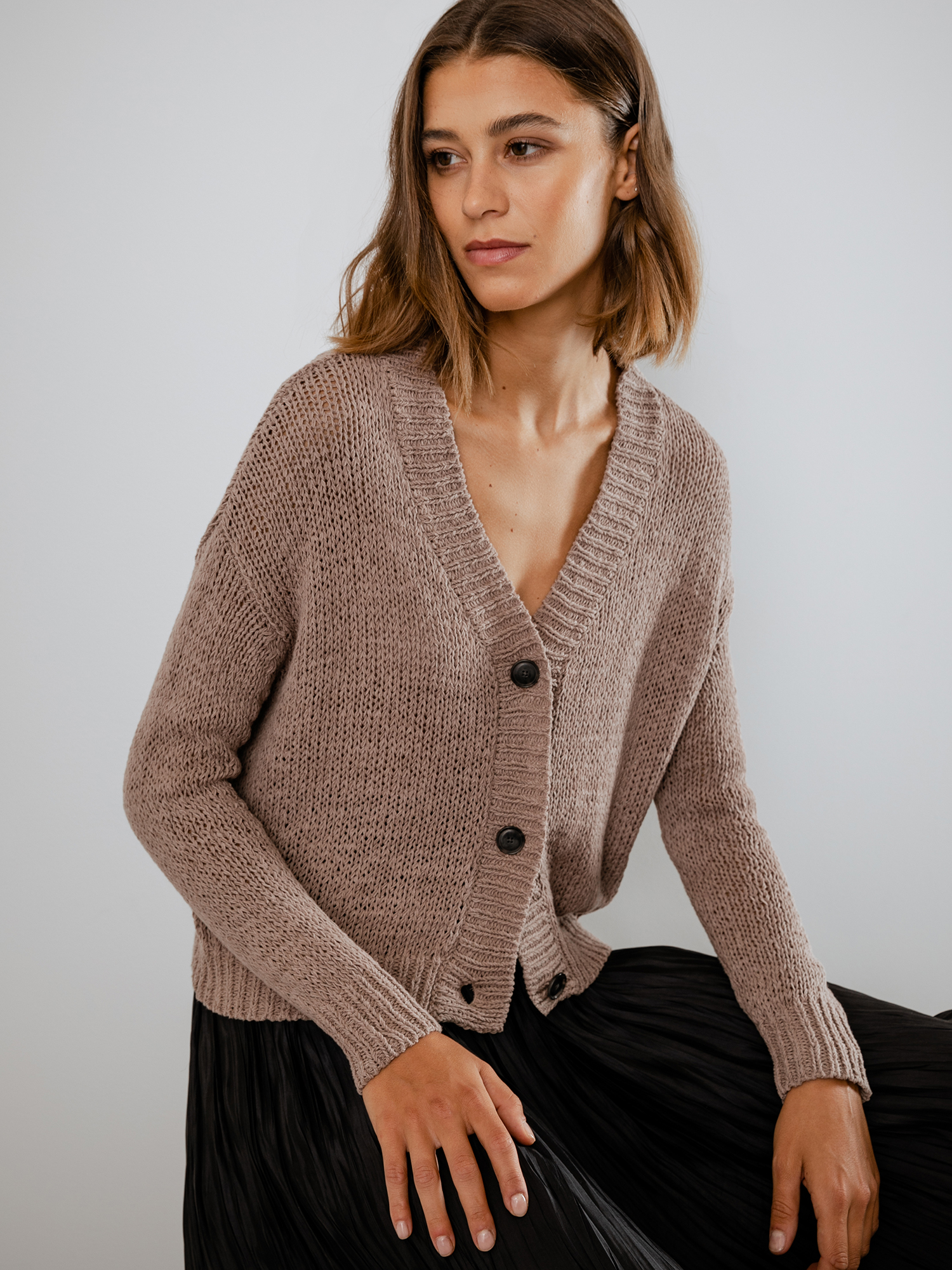 Detailansicht von Strickjacke aus Baumwolle von DANIELS