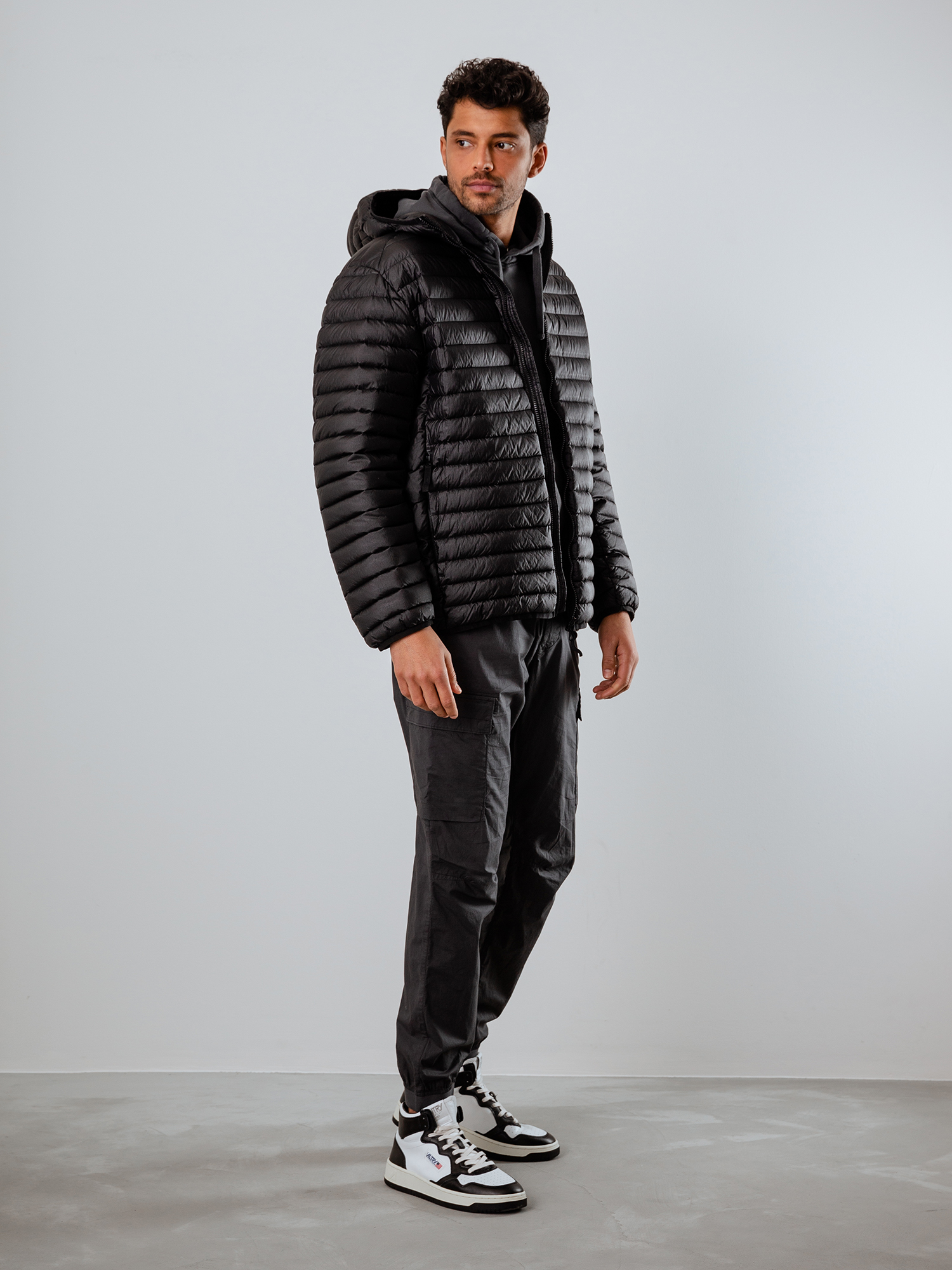 Detailansicht von Daunenjacke von STONE ISLAND