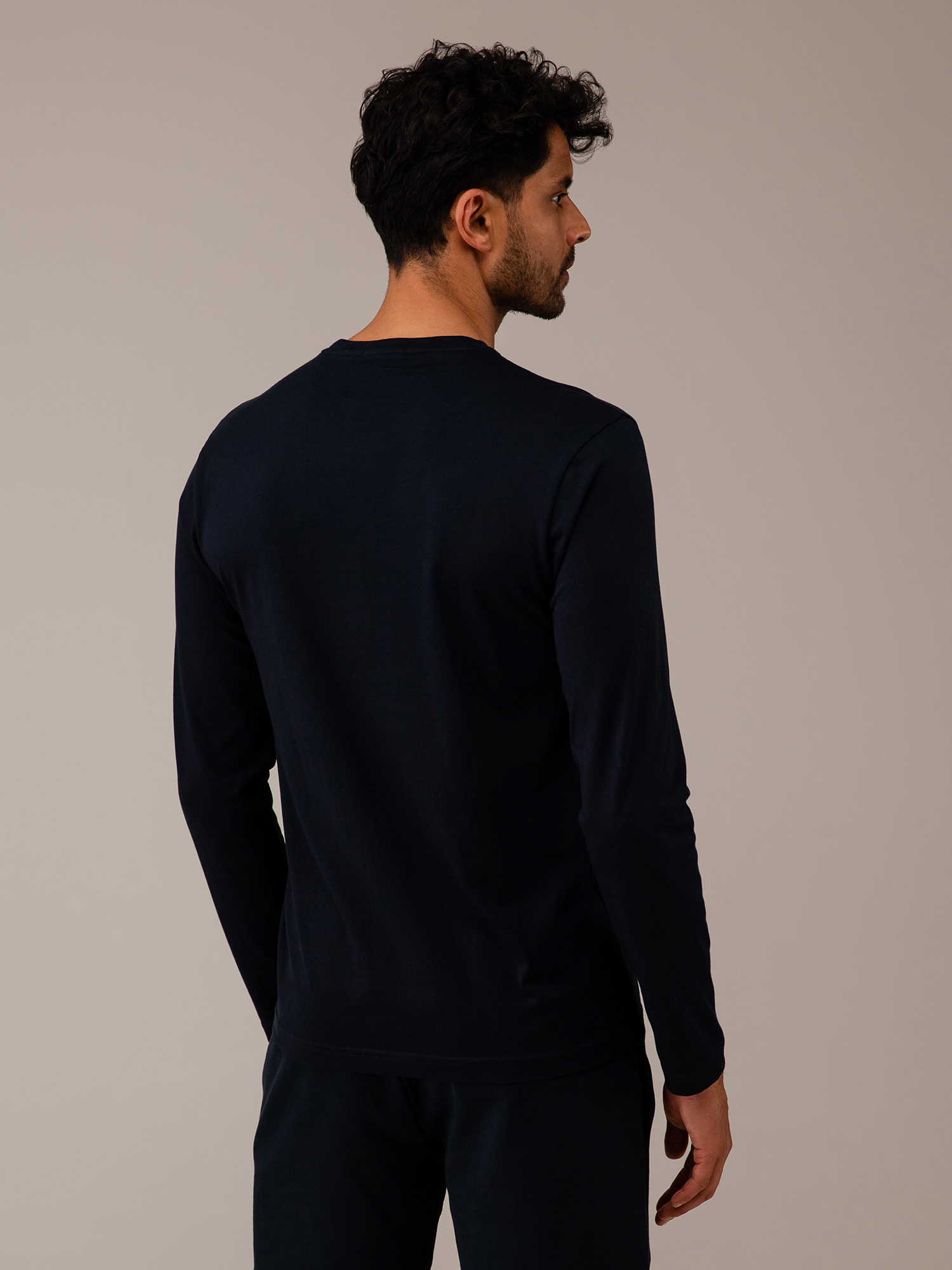 Detailansicht von Langarmshirt aus Baumwolle von STEFAN BRANDT