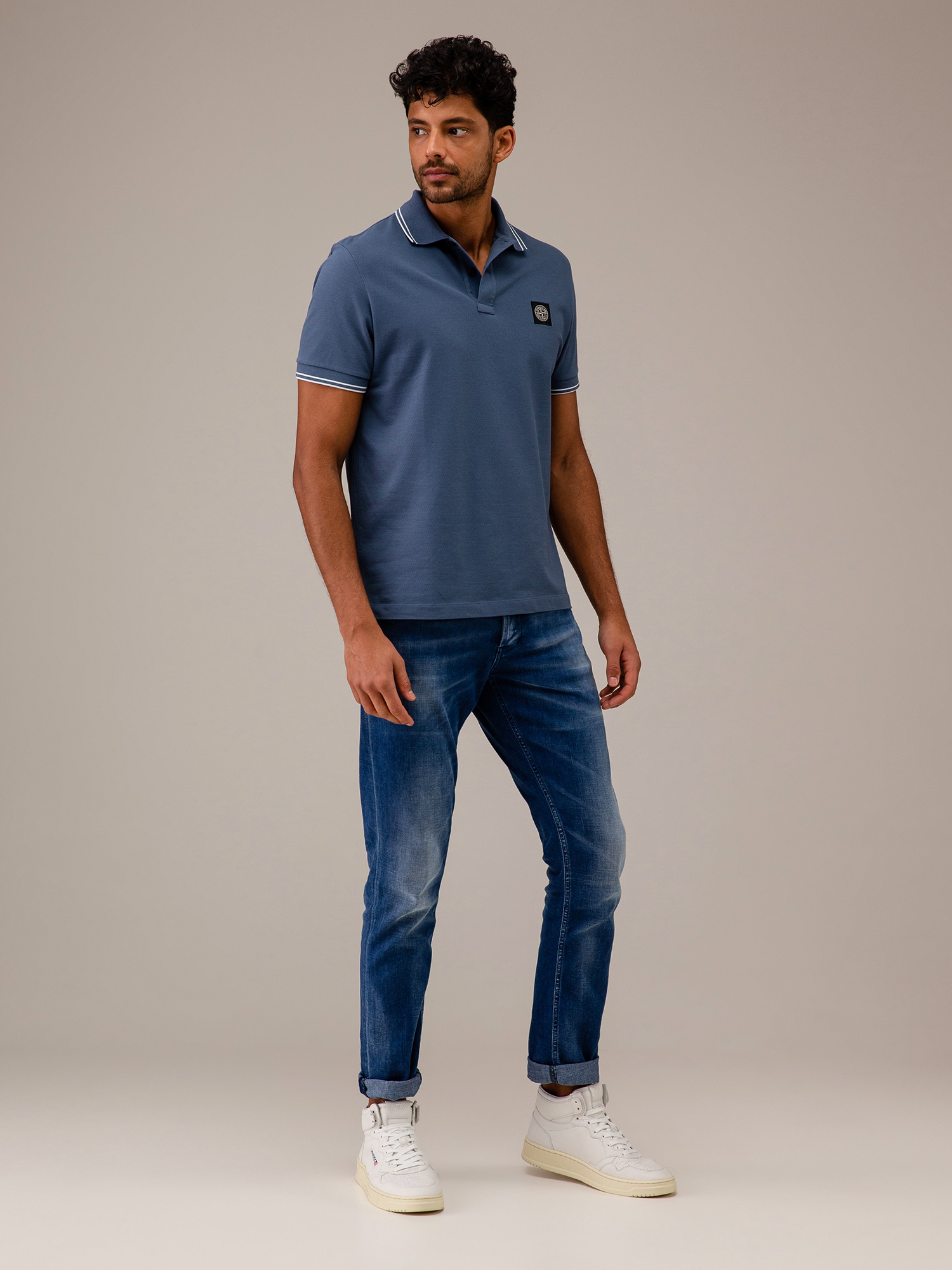 Detailansicht von Kurzarm-Poloshirt aus Baumwolle von STONE ISLAND