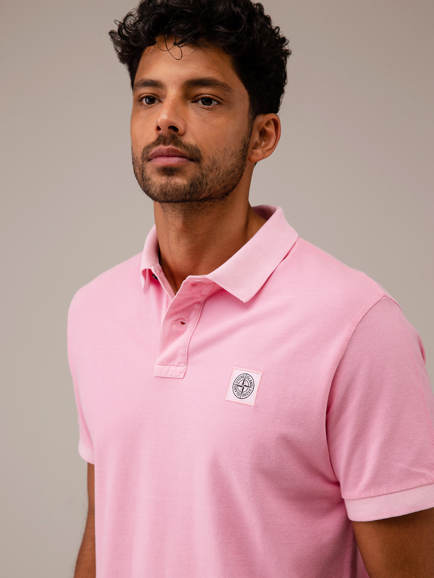 Detailansicht von Kurzarm-Poloshirt aus Baumwolle von STONE ISLAND