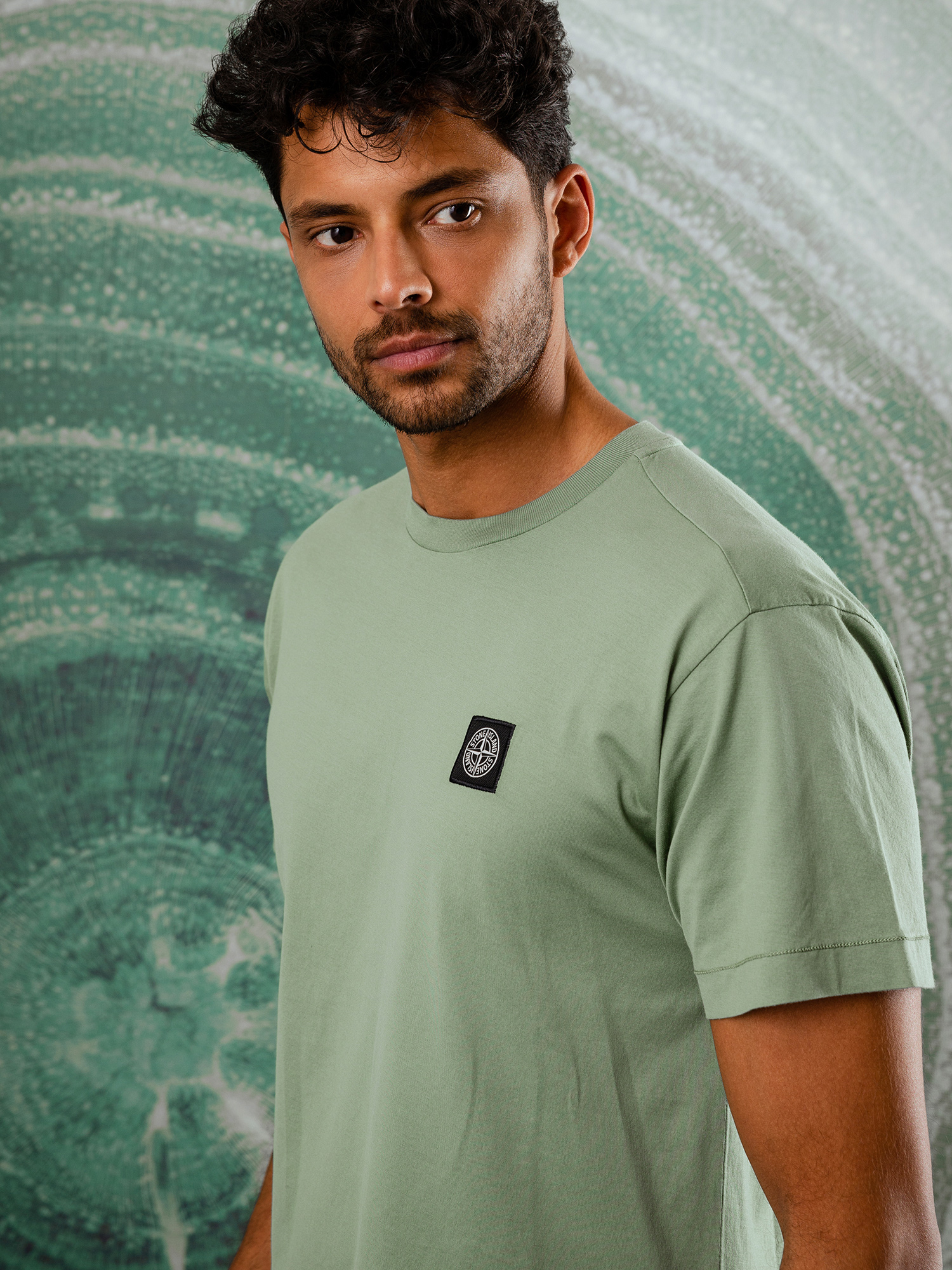 Detailansicht von T-Shirt aus Baumwolle von STONE ISLAND