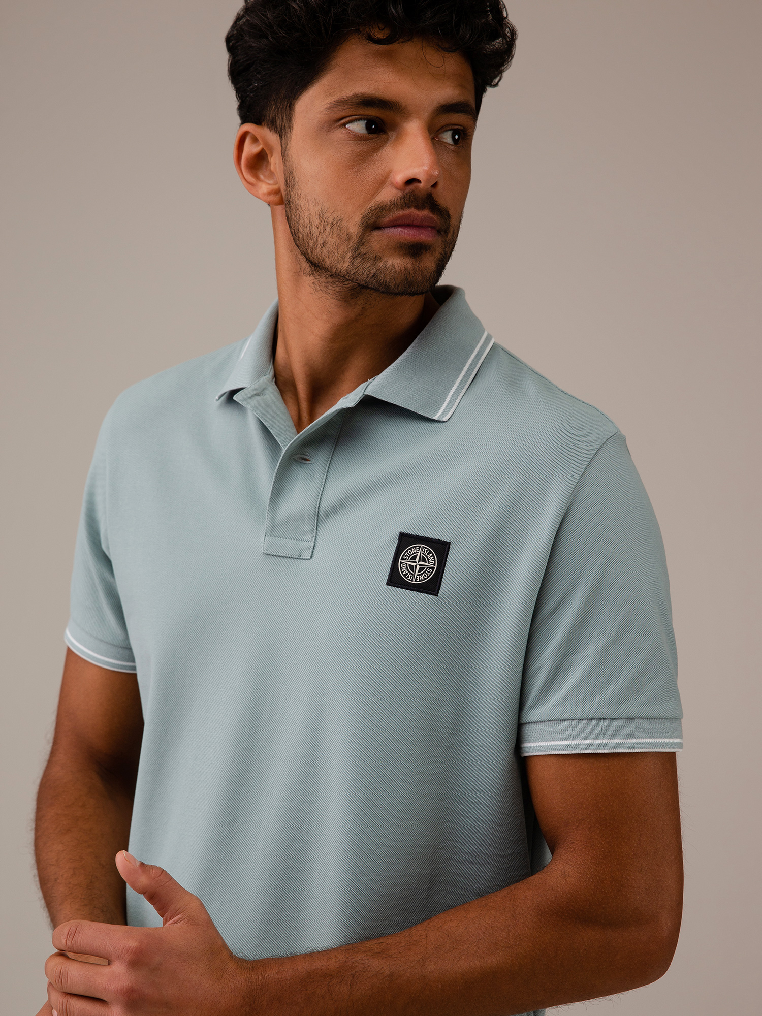 Detailansicht von Kurzarm-Poloshirt aus Baumwolle von STONE ISLAND