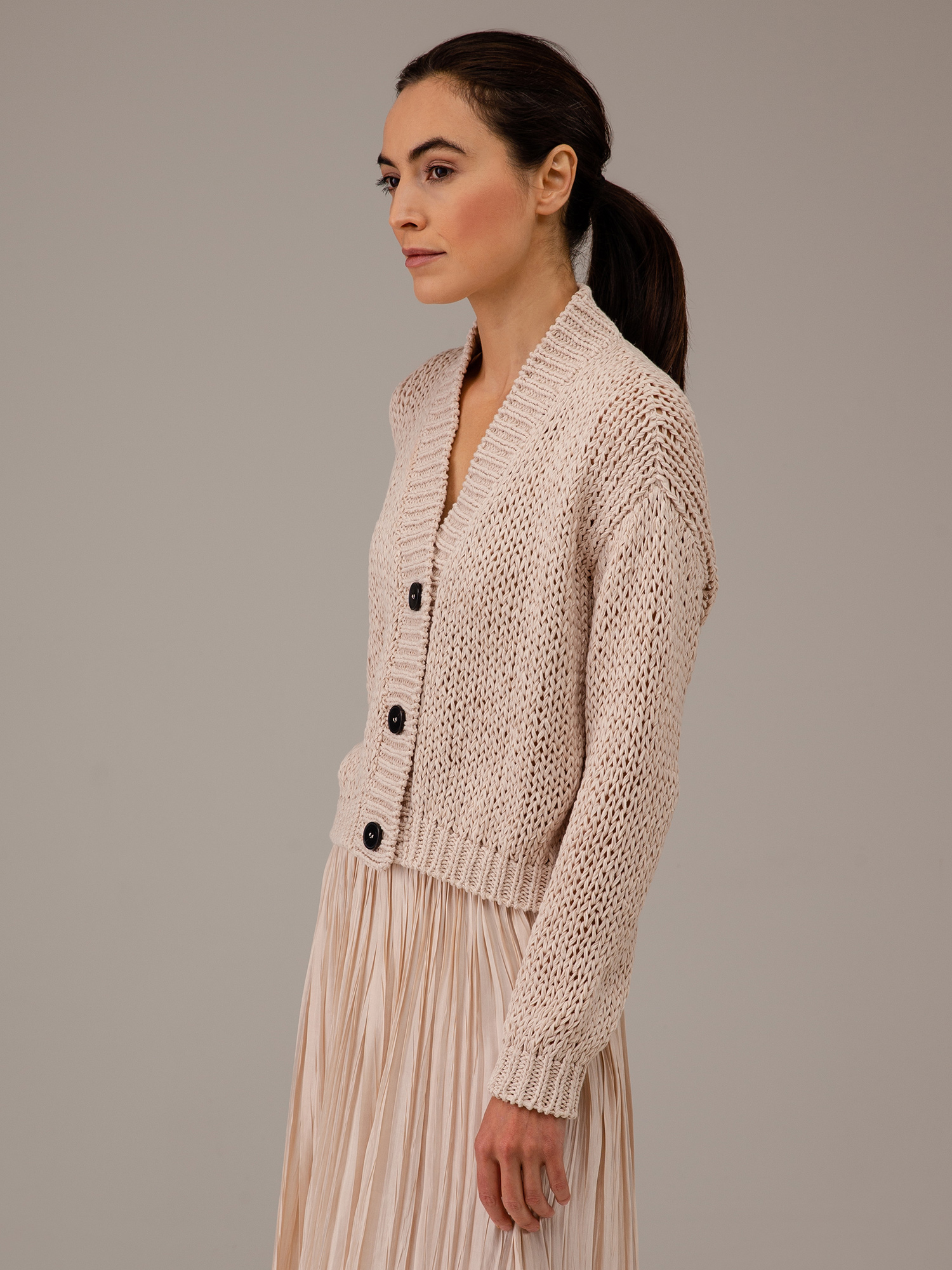 Detailansicht von Strickjacke aus Baumwolle von ROBERTO COLLINA