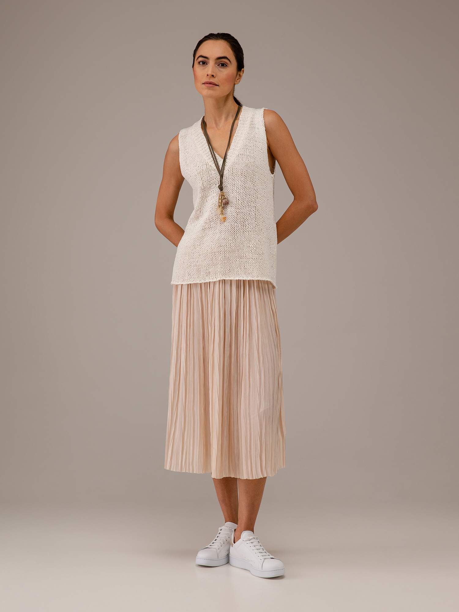 Detailansicht von Stricktop aus Baumwolle von ROBERTO COLLINA