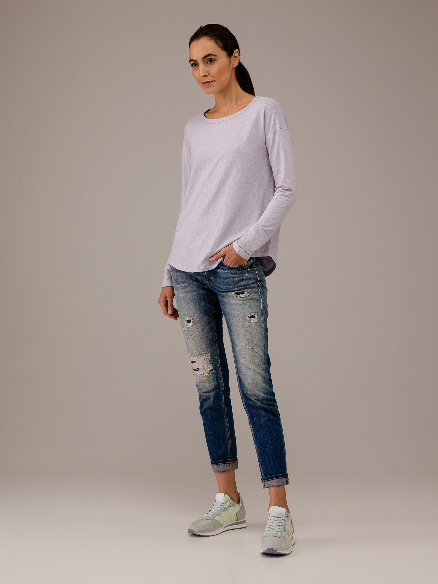 Detailansicht von Langarmshirt aus Leinen von 10 DAYS