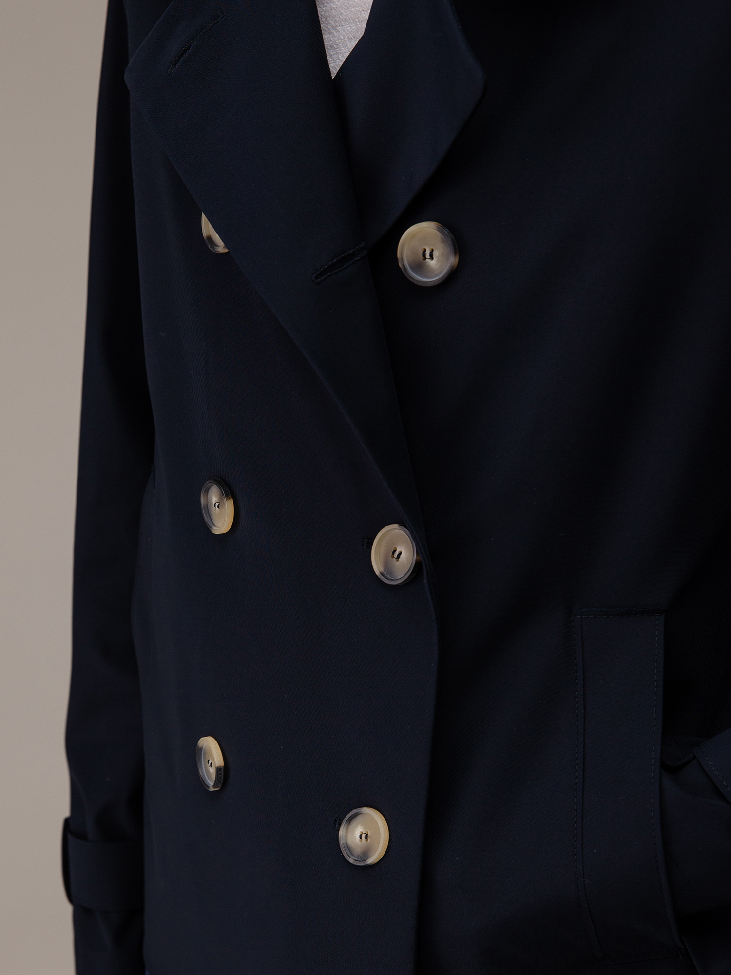 Detailansicht von Kurzer Caban von HARRIS WHARF LONDON