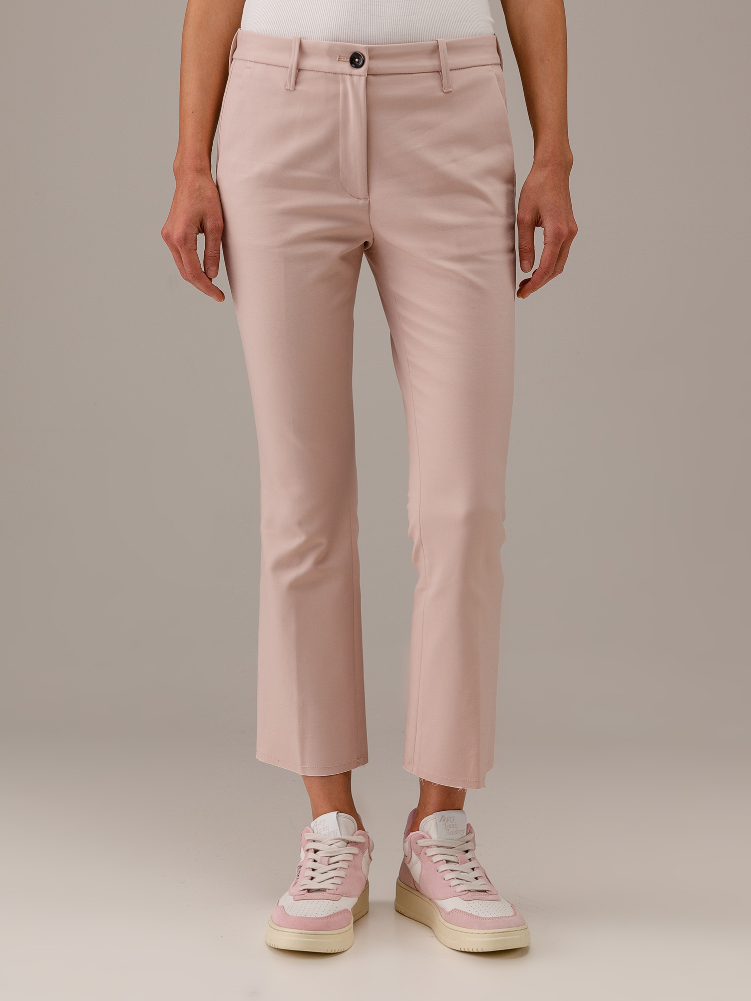 Detailansicht von Cropped Bootcut Hose von NINE IN THE MORNING