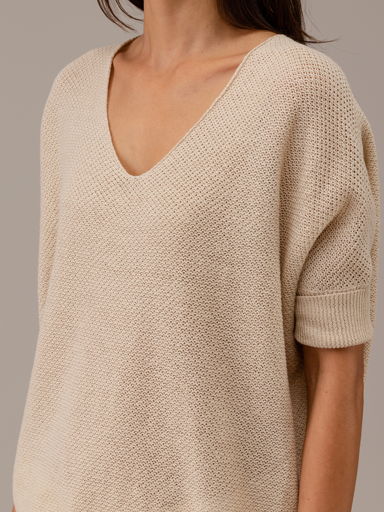 Detailansicht von Kurzarm-Pullover aus Leinen von DANIELS