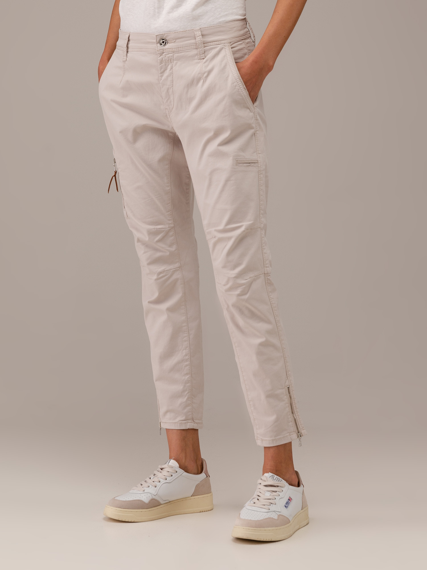 Detailansicht von Cargohose von MAC