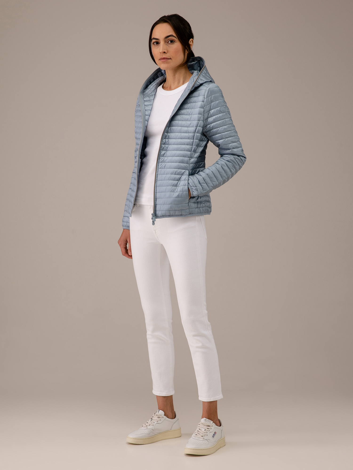 Detailansicht von Taillierte Steppjacke von SAVE THE DUCK