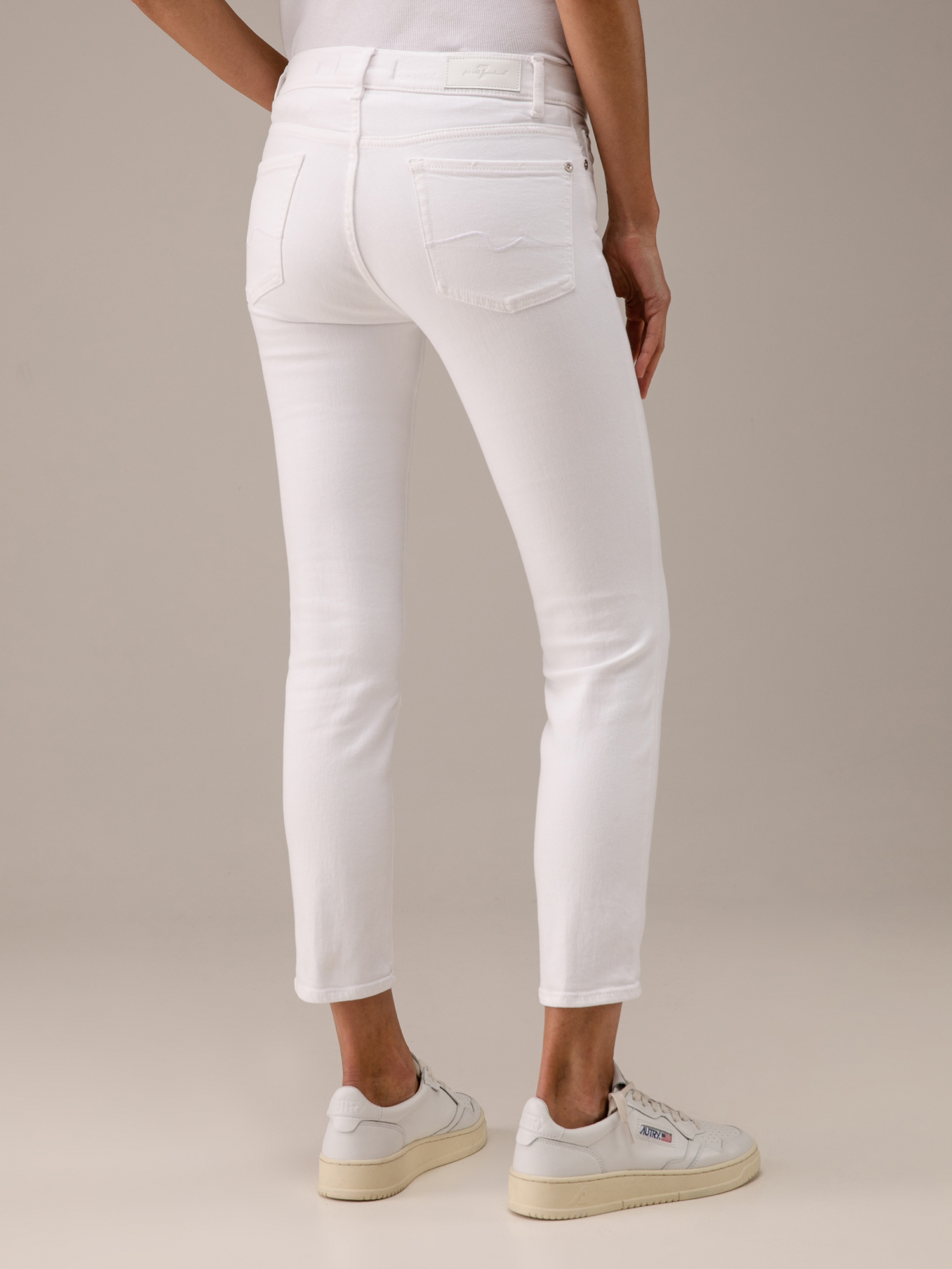 Detailansicht von Slim Fit Jeans von 7 FOR ALL MANKIND