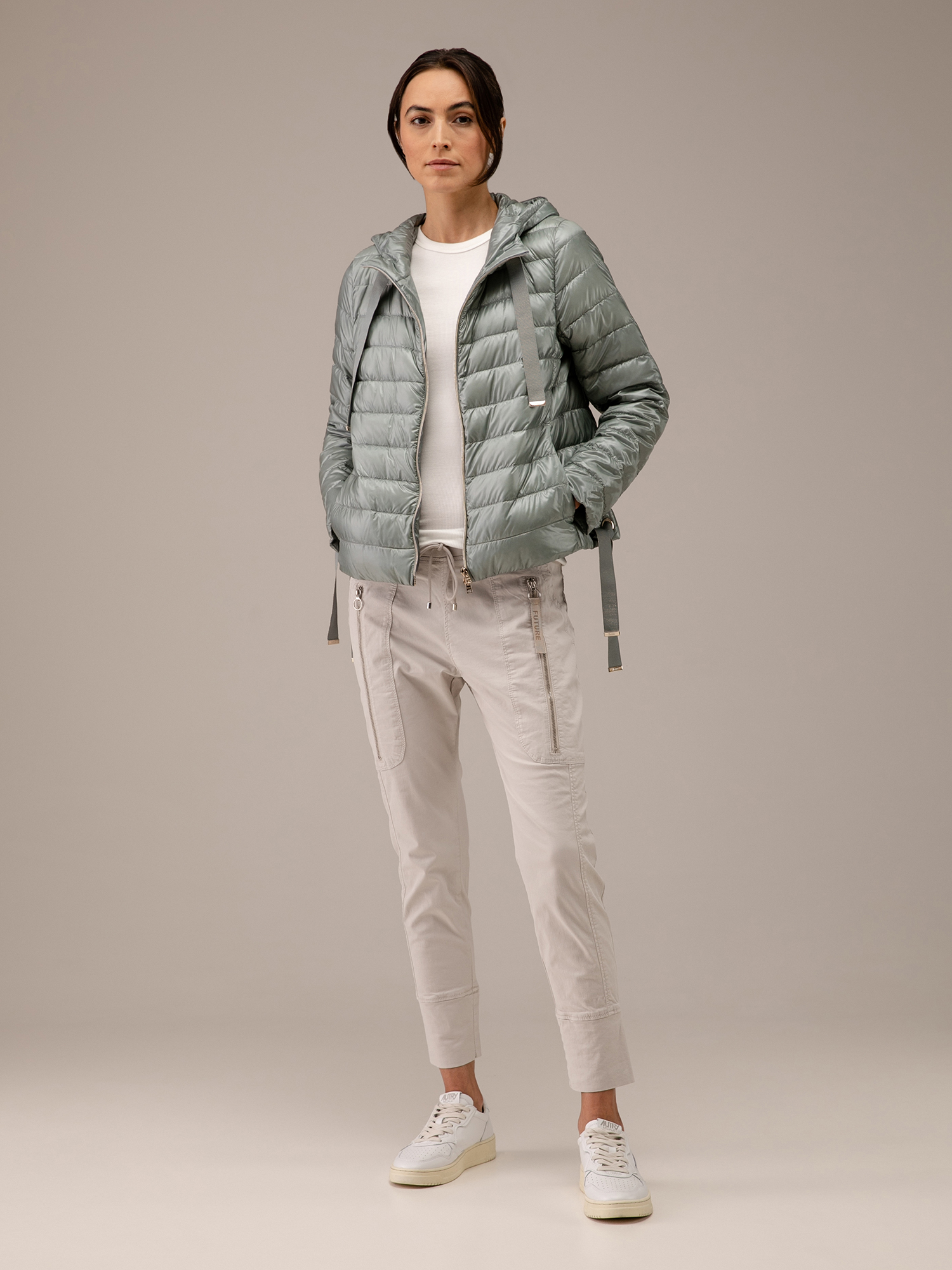 Detailansicht von Kurze Daunenjacke von HERNO