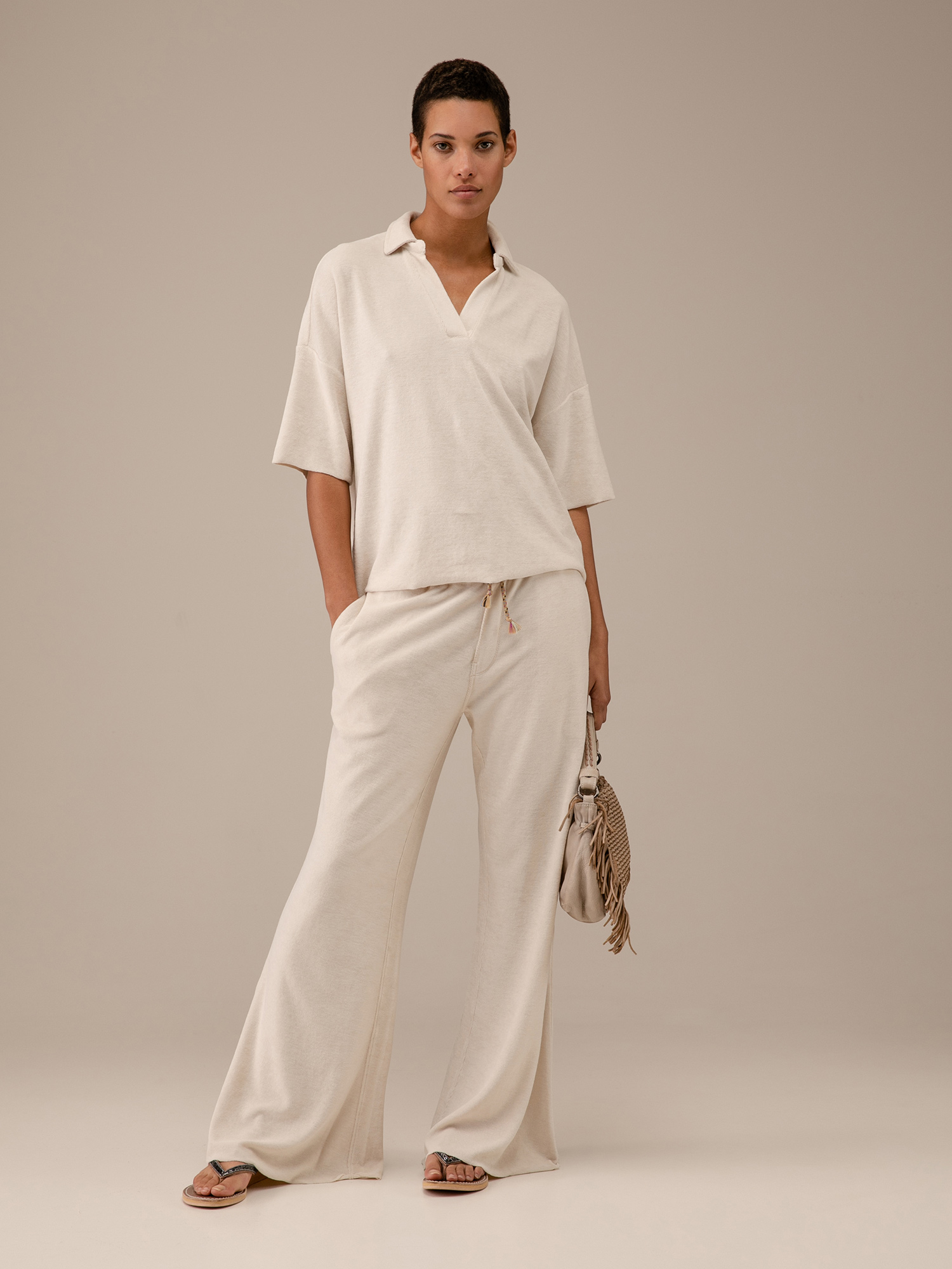 Detailansicht von Lässige Hose in Frotteeoptik von LOVE JOY VICTORY