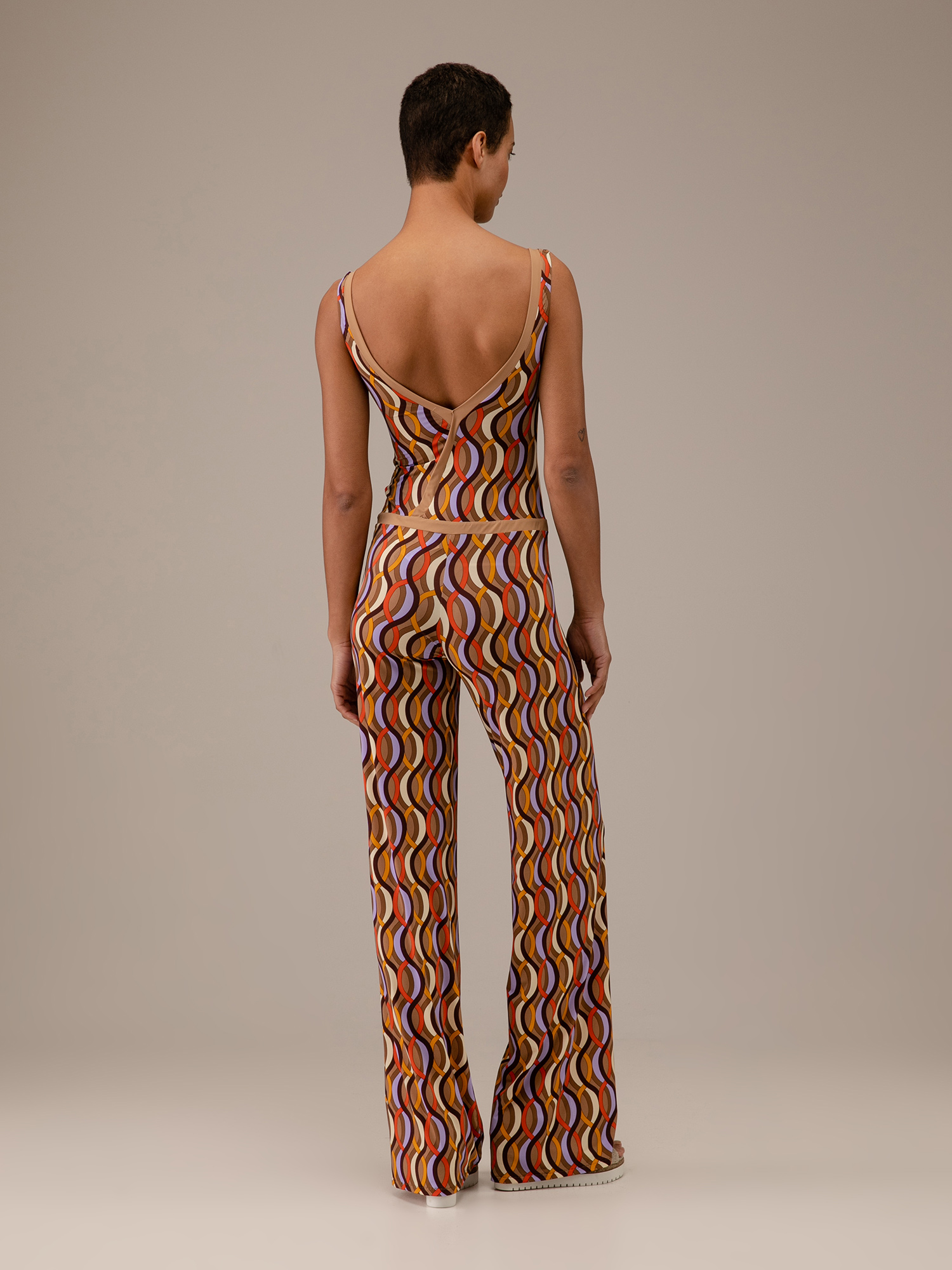 Detailansicht von Langer Jumpsuit von SIYU