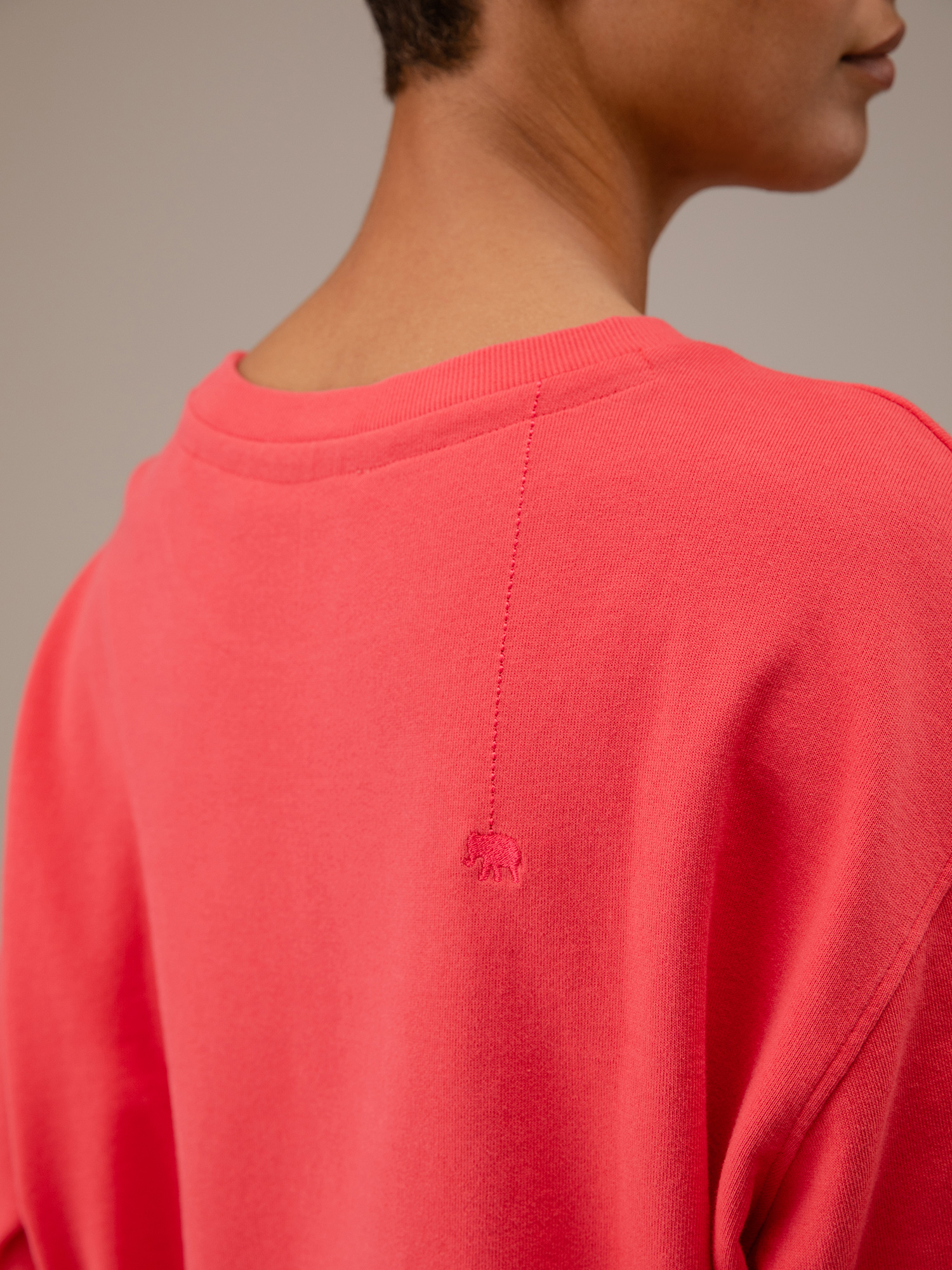 Detailansicht von Oversize-Sweatshirt von LOVE JOY VICTORY