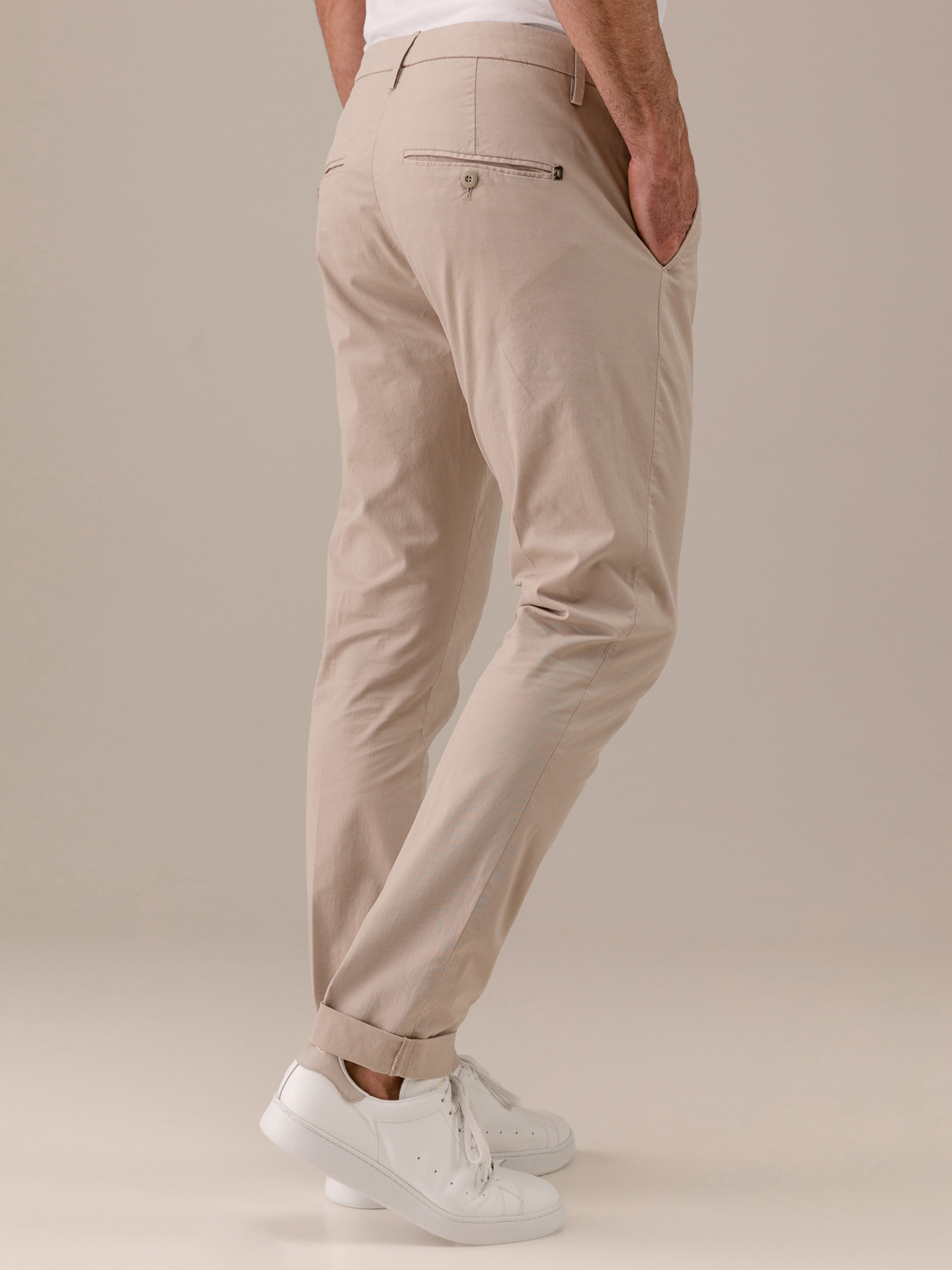 Detailansicht von Chinohose aus Baumwolle von DONDUP