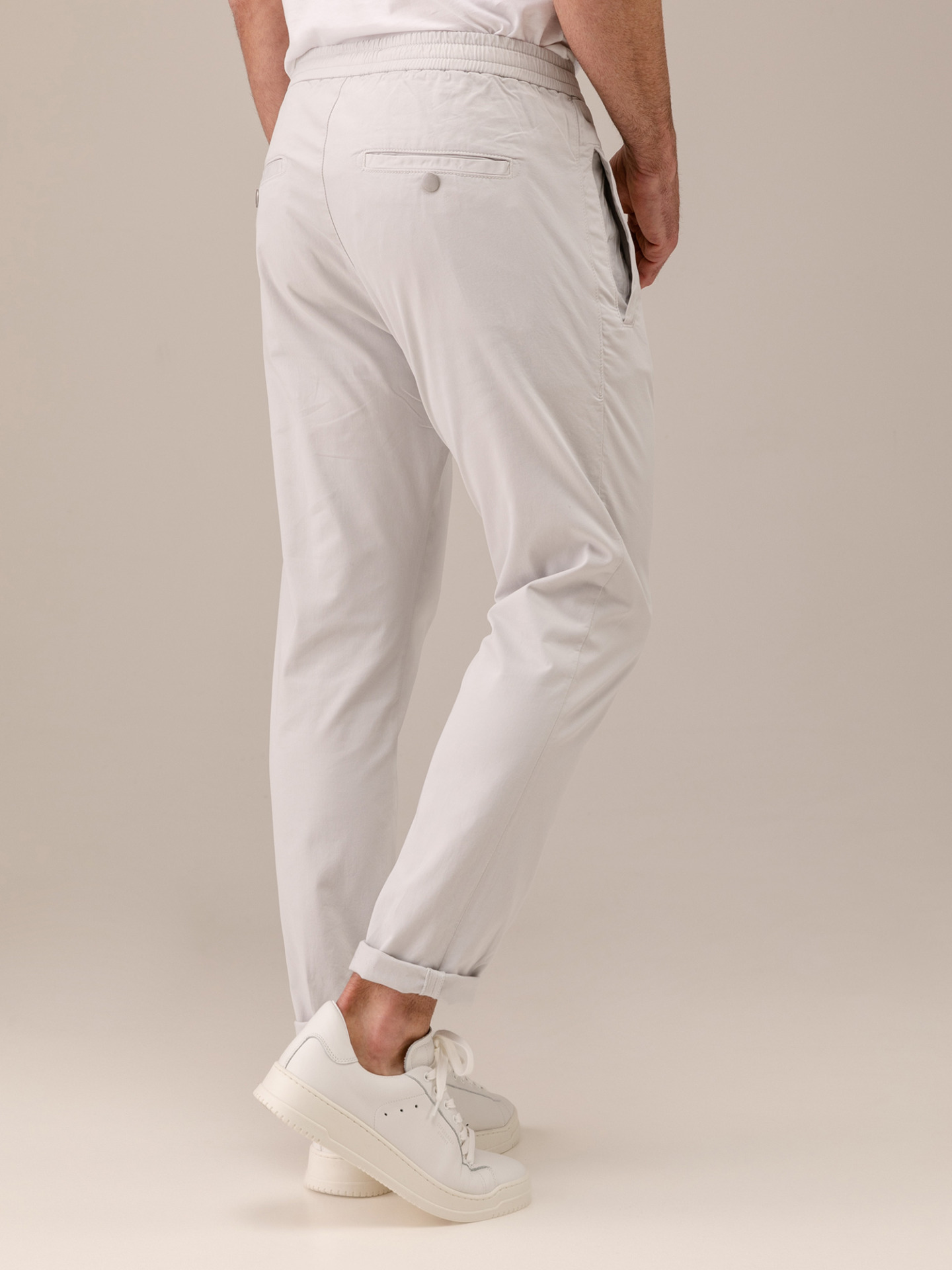 Detailansicht von Hose aus Baumwolle mit Tunnelzug von DRYKORN