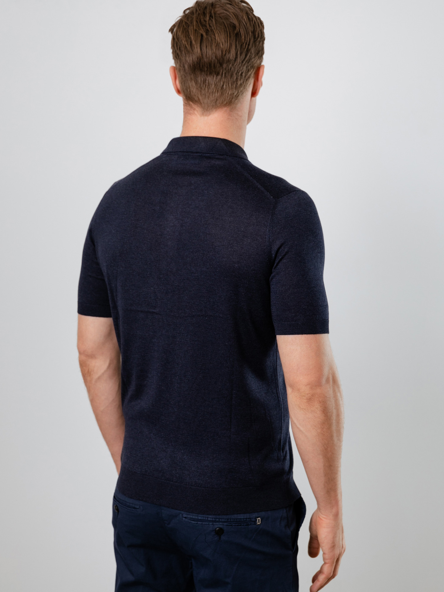 Detailansicht von Poloshirt aus Seide von GRAN SASSO