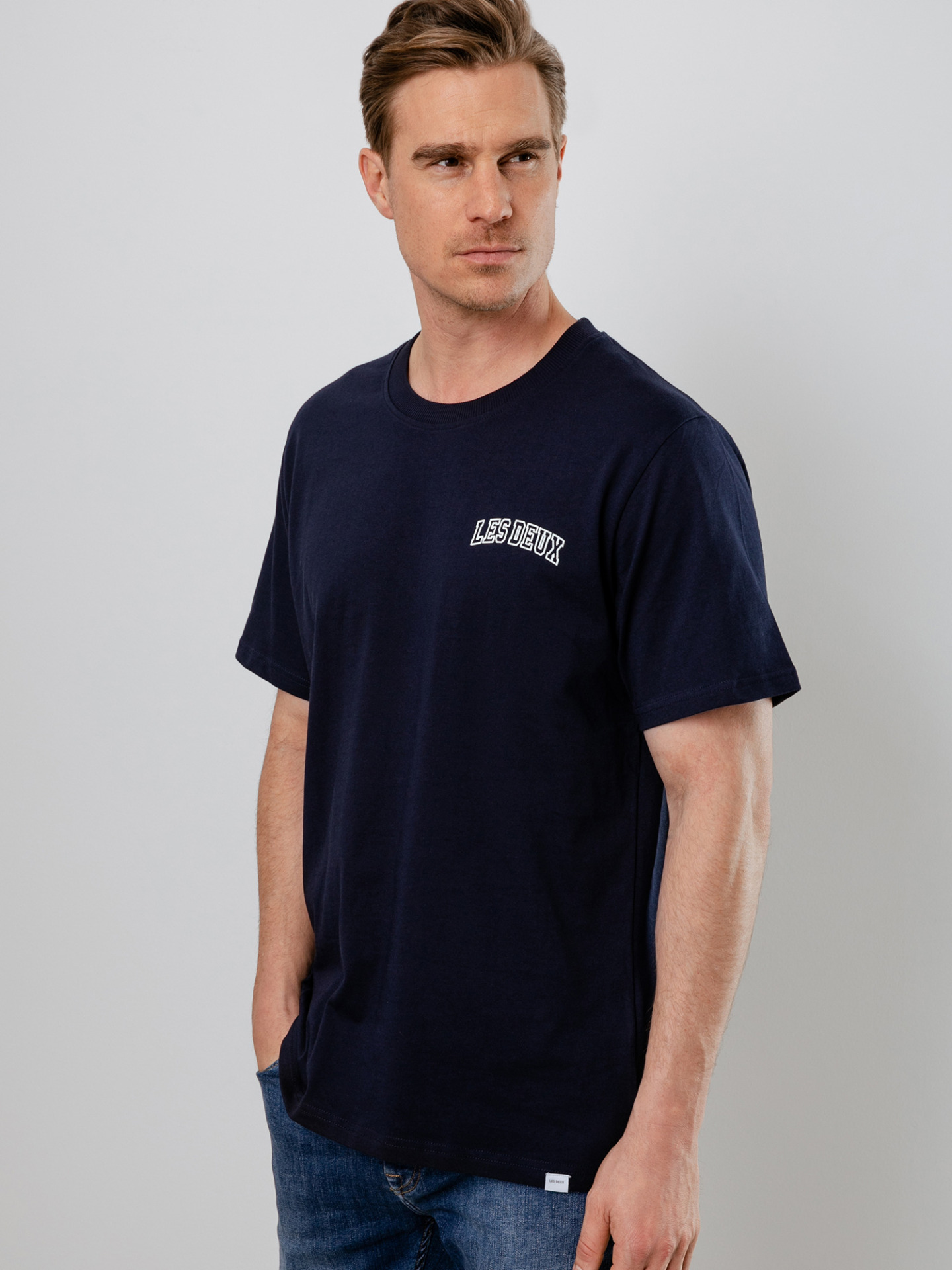 Detailansicht von T-Shirt aus Baumwolle von LES DEUX