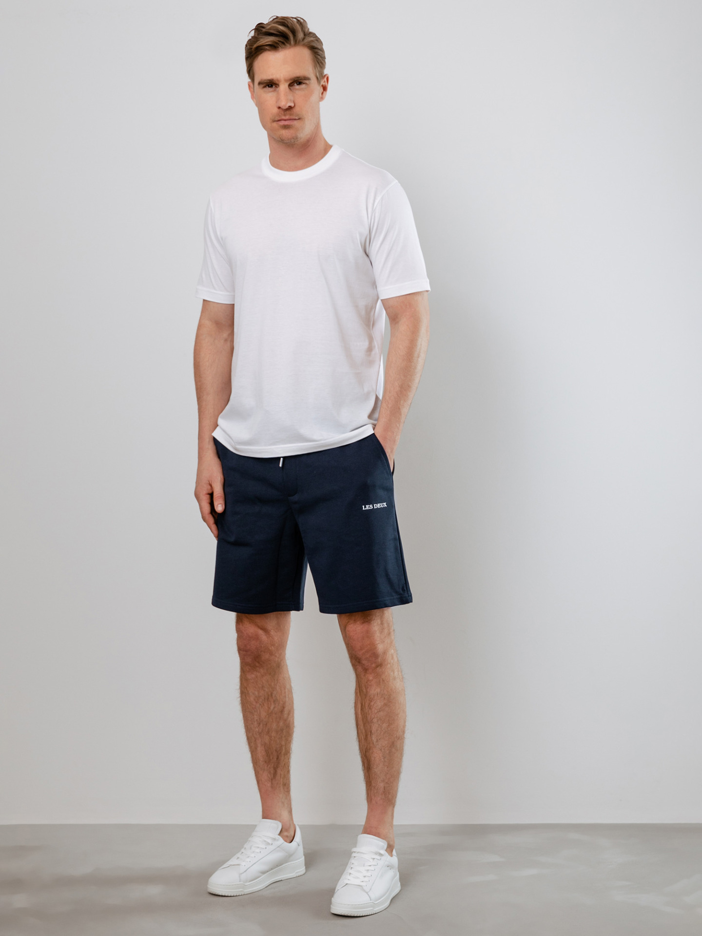 Detailansicht von Sweatbermudas aus Baumwolle von LES DEUX