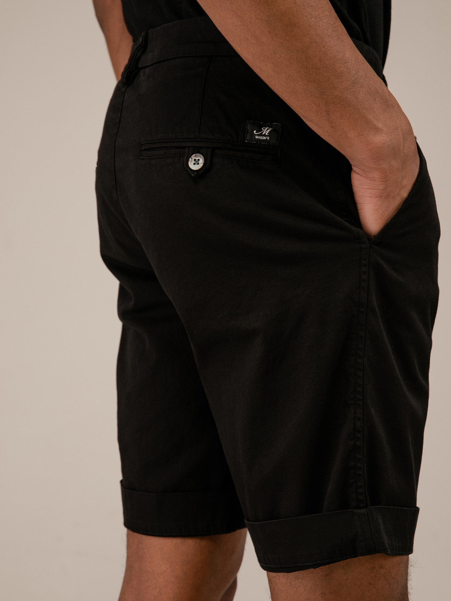 Detailansicht von Bermudas aus Baumwolle von MASON’S