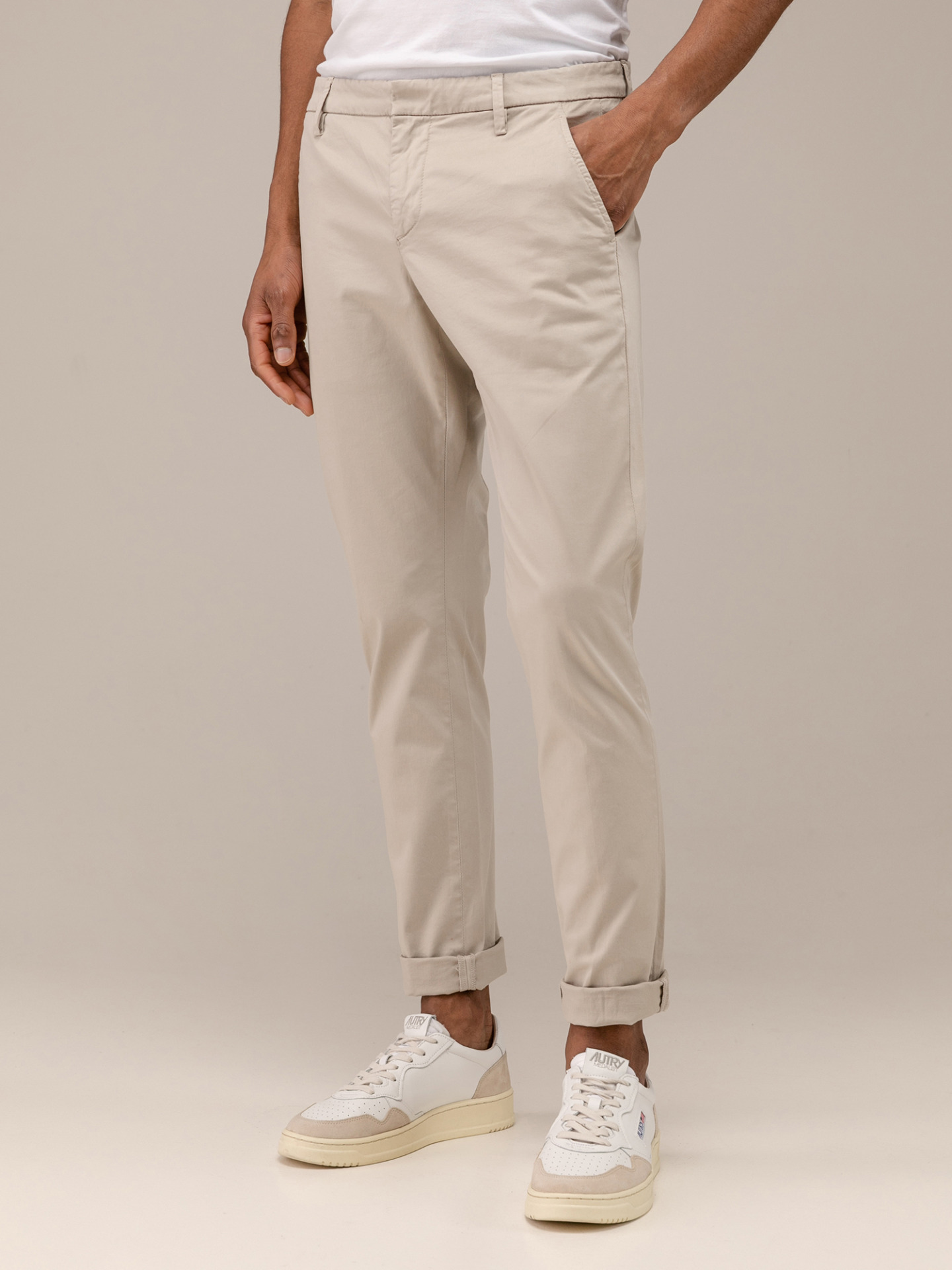 Detailansicht von Chinohose aus Baumwolle von DONDUP