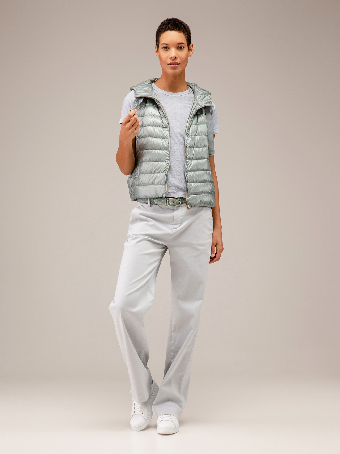 Detailansicht von Leichte Daunenweste von HERNO