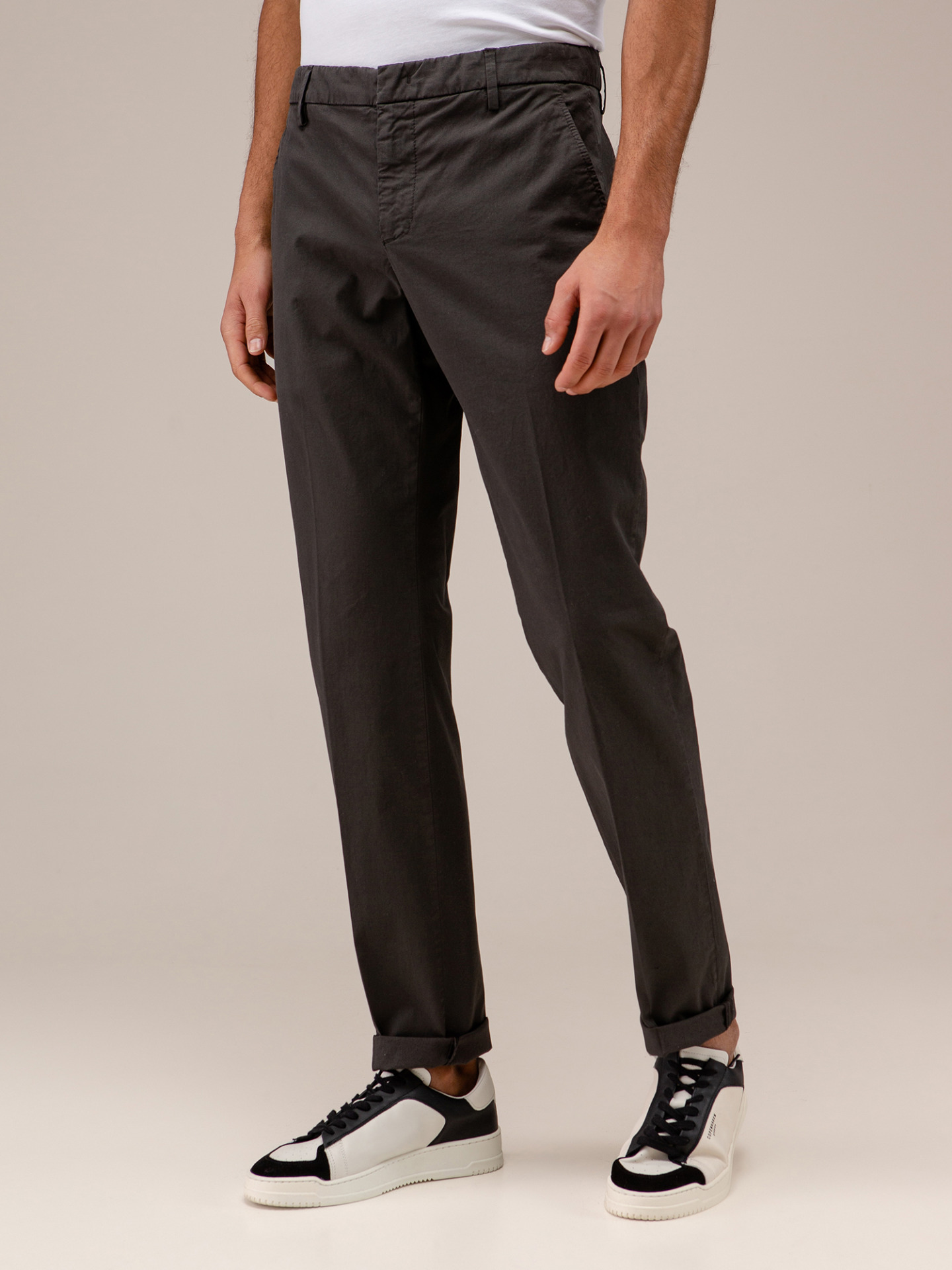 Detailansicht von Chinohose aus Baumwolle von DONDUP