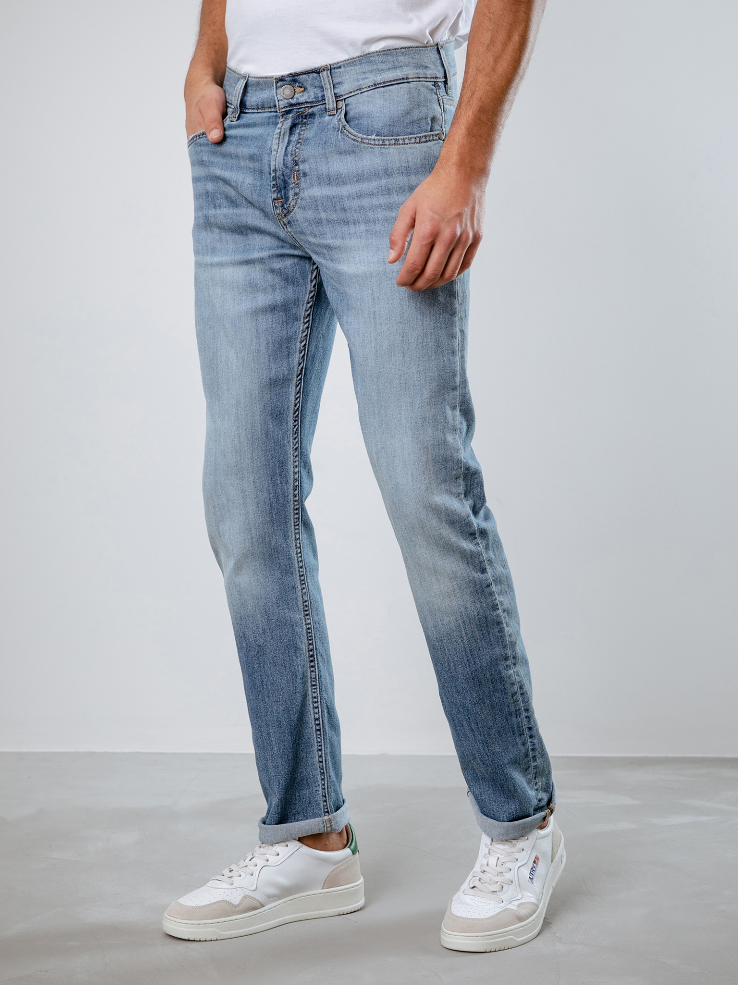 Detailansicht von Slim Fit Jeans von 7 FOR ALL MANKIND