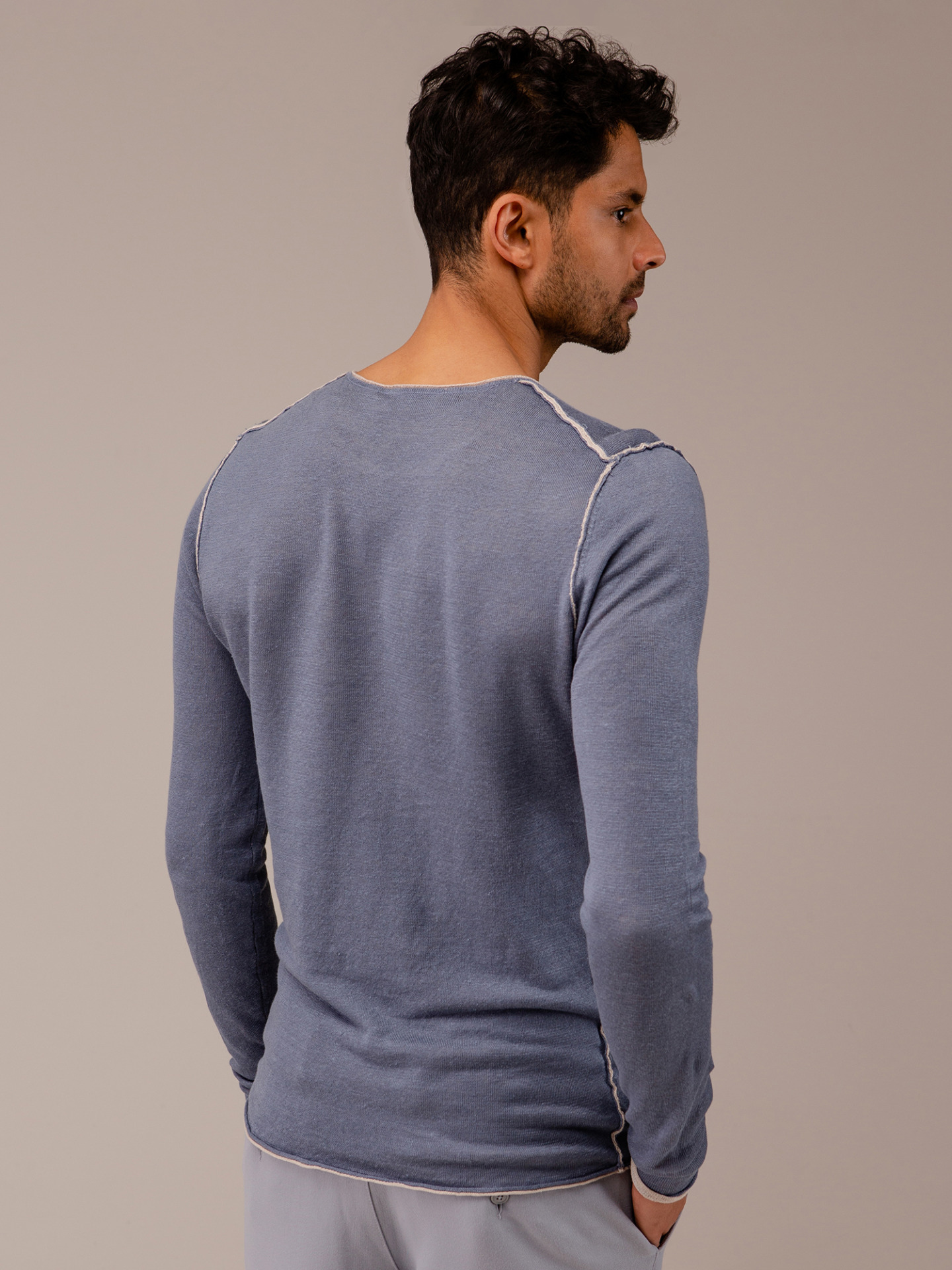 Detailansicht von Pullover aus Leinen von KIEFERMANN