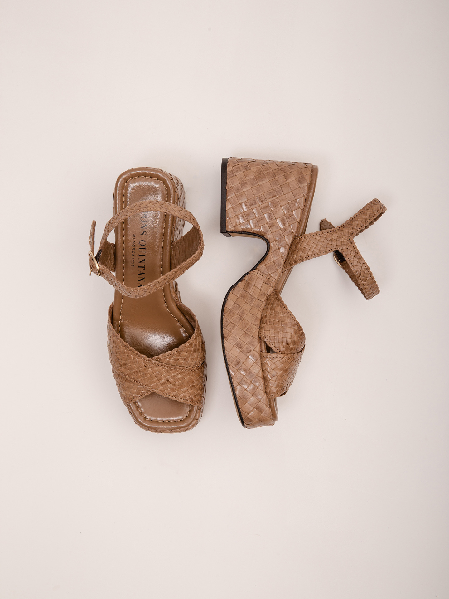 Detailansicht von Plateau-Sandalen von PONS QUINTANA