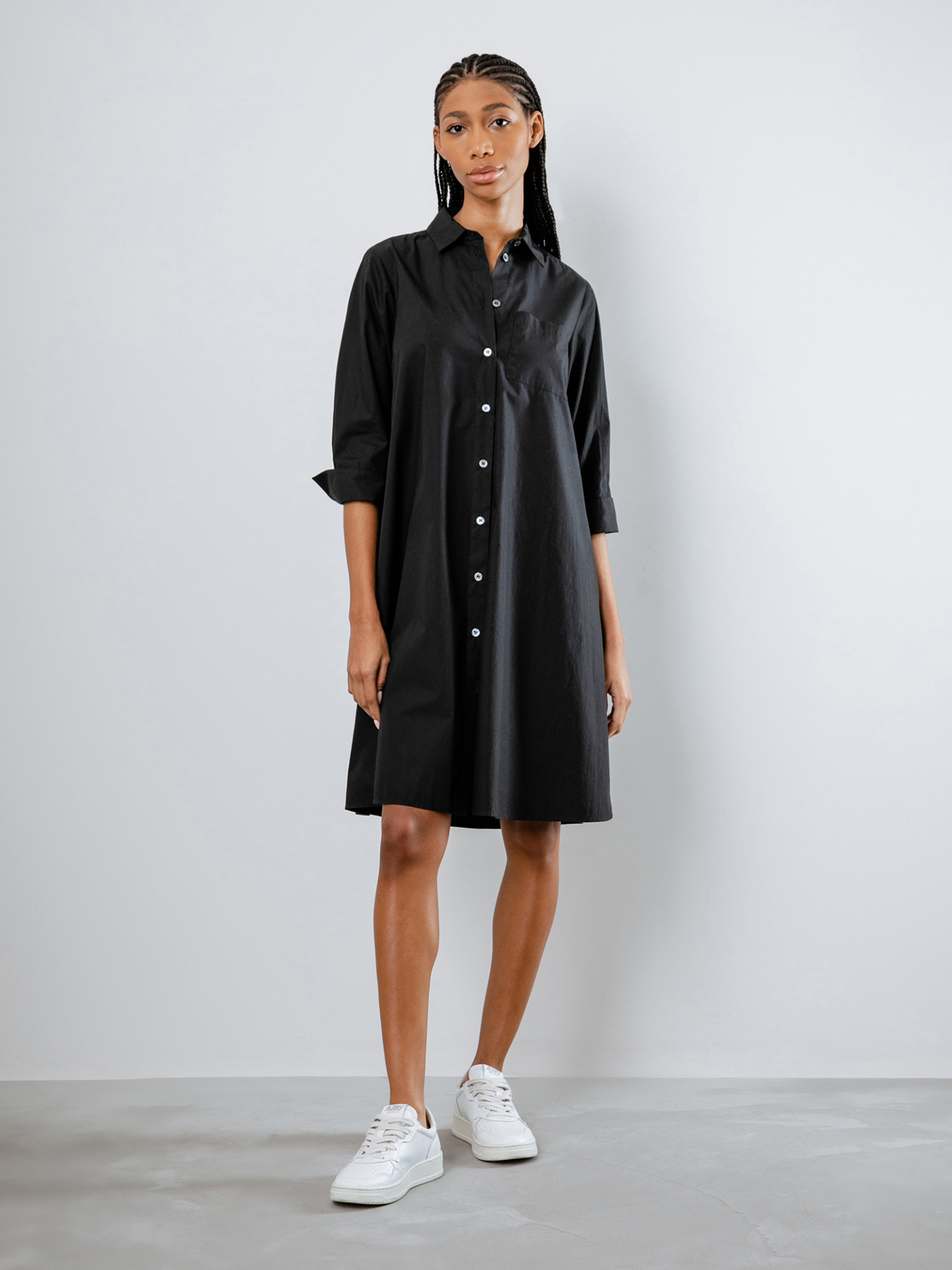 Detailansicht von Midi-Hemdblusenkleid aus Baumwolle von ROBERT FRIEDMAN