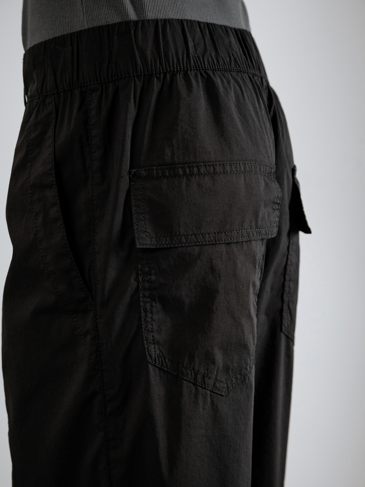 Detailansicht von Lässige Hose von GOLDGARN