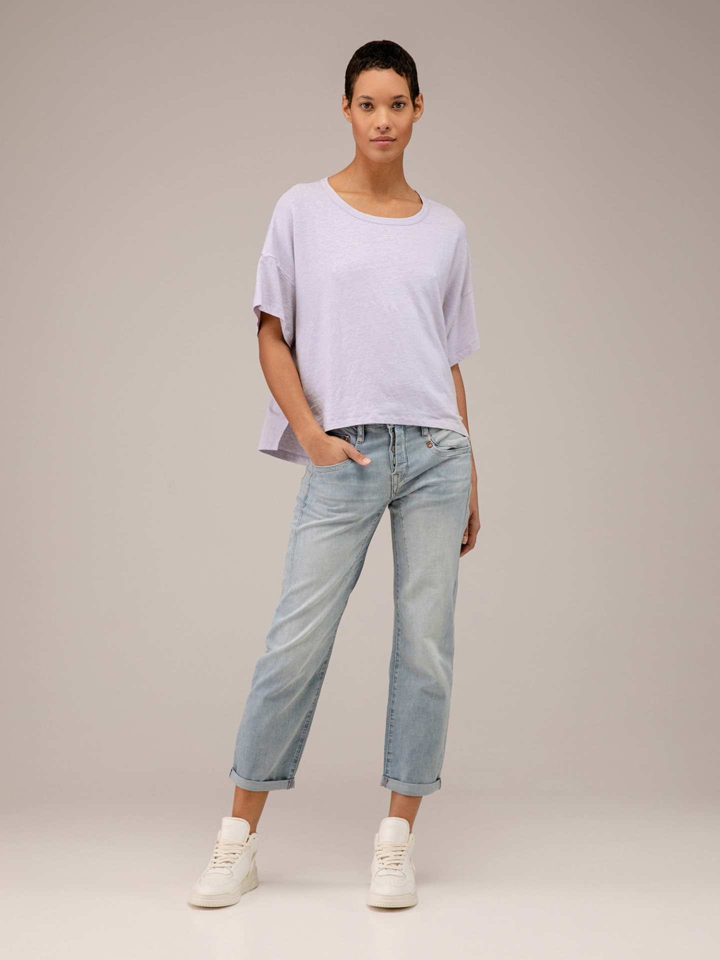 Detailansicht von Oversized T-Shirt aus Leinen von 10 DAYS