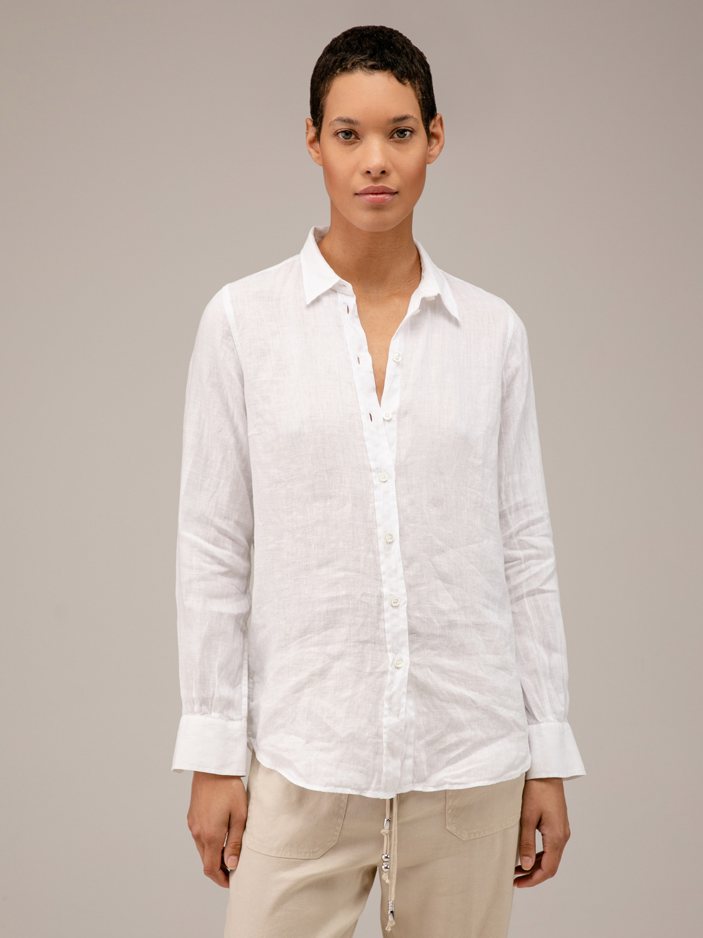 Detailansicht von Leinenbluse von MOS MOSH