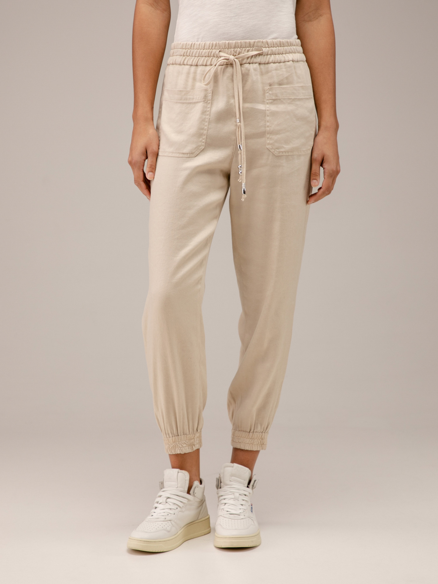 Detailansicht von Hose aus Leinen von DONDUP