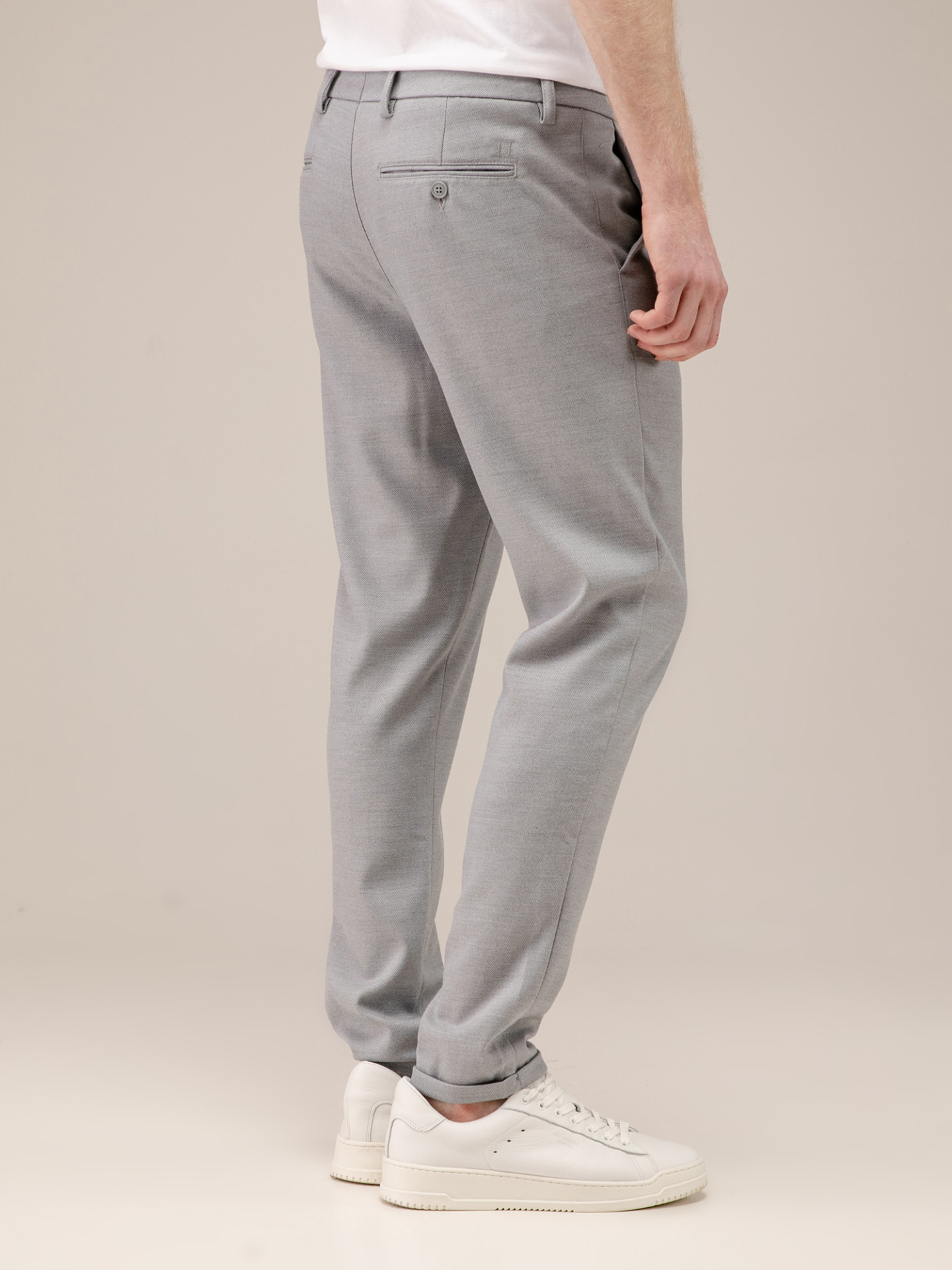 Detailansicht von Chinohose von LES DEUX