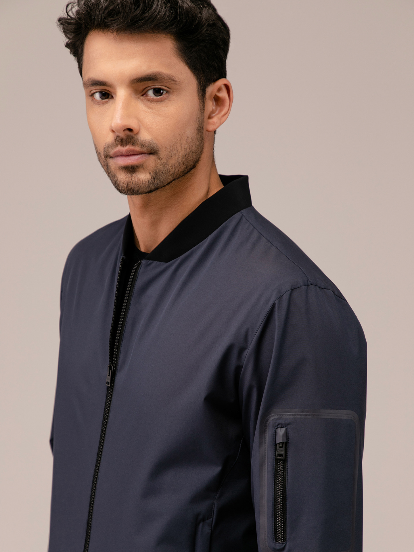 Detailansicht von Windbreaker von HERNO