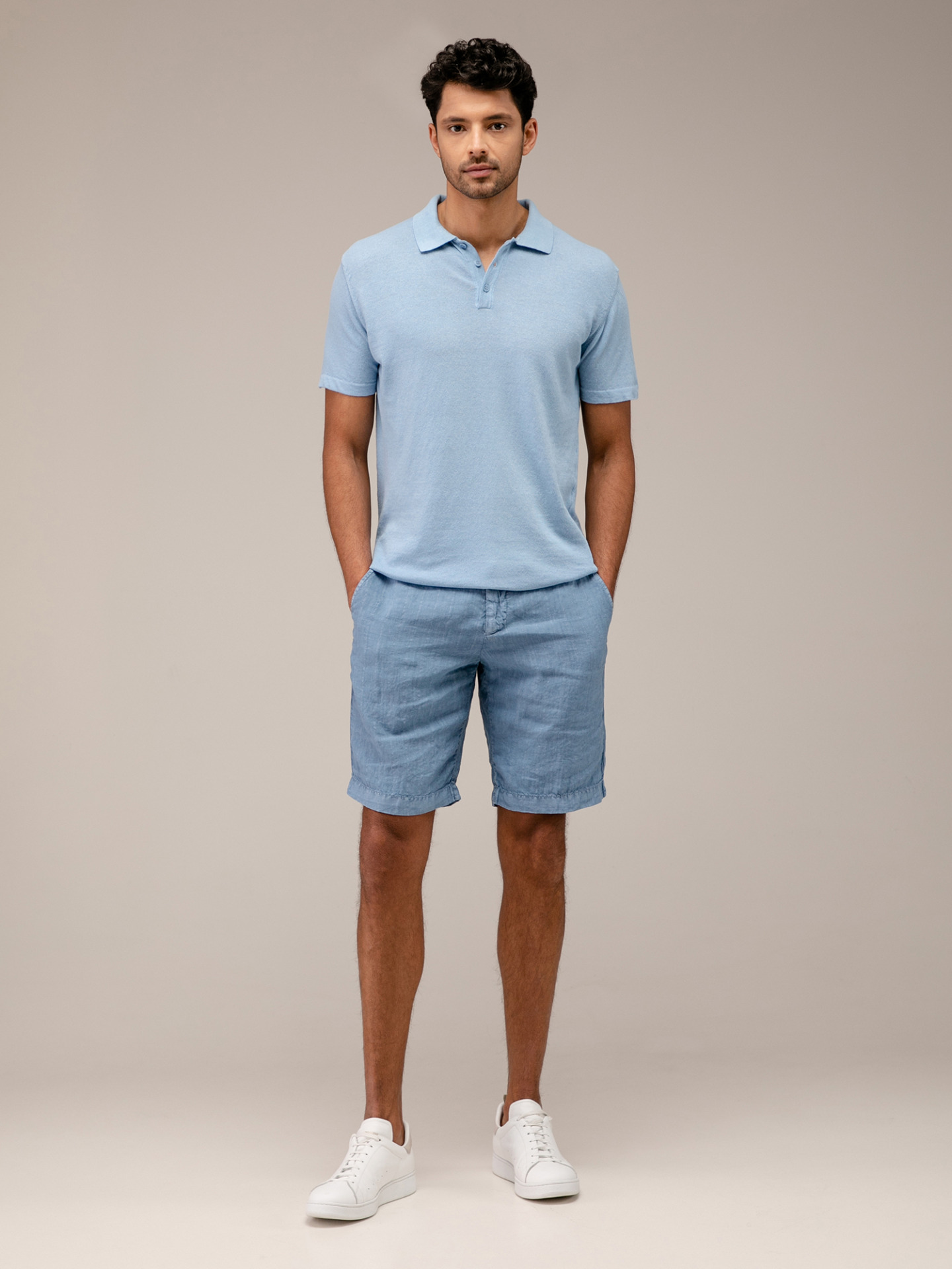 Detailansicht von Bermudas aus Leinen von MYTHS