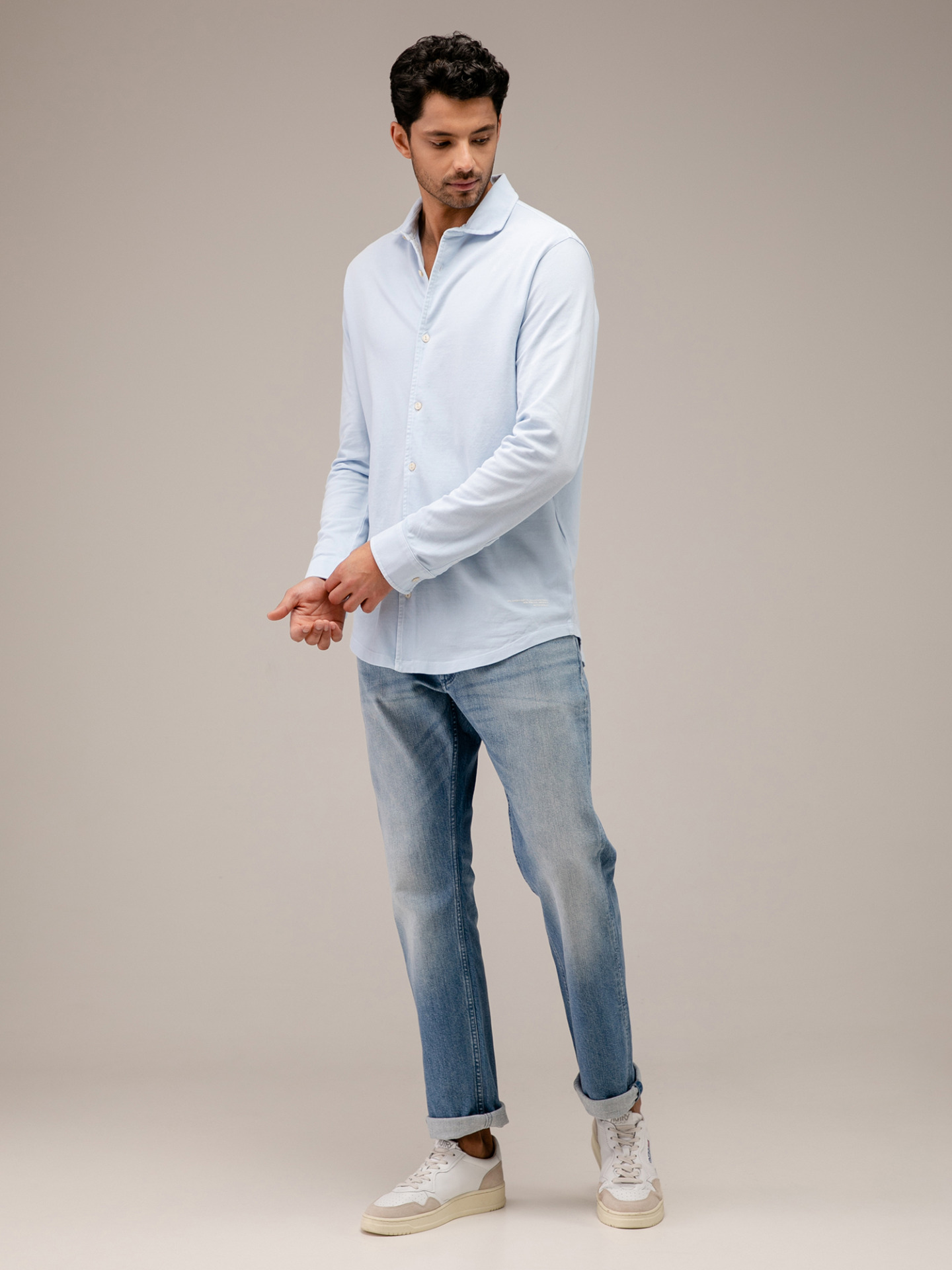 Detailansicht von Baumwollhemd mit Kentkragen von BETTER RICH