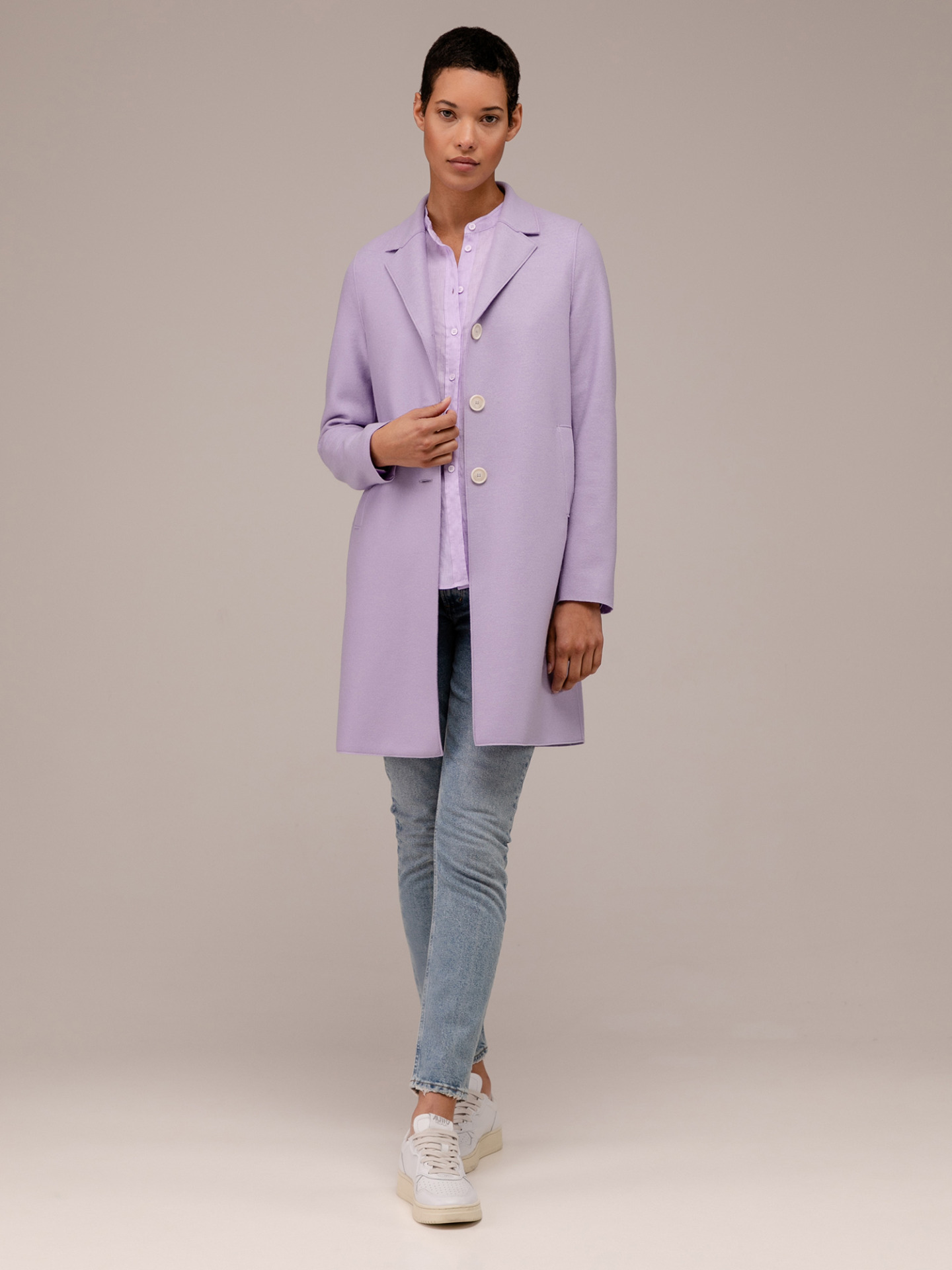 Detailansicht von Schurwollmantel von HARRIS WHARF LONDON