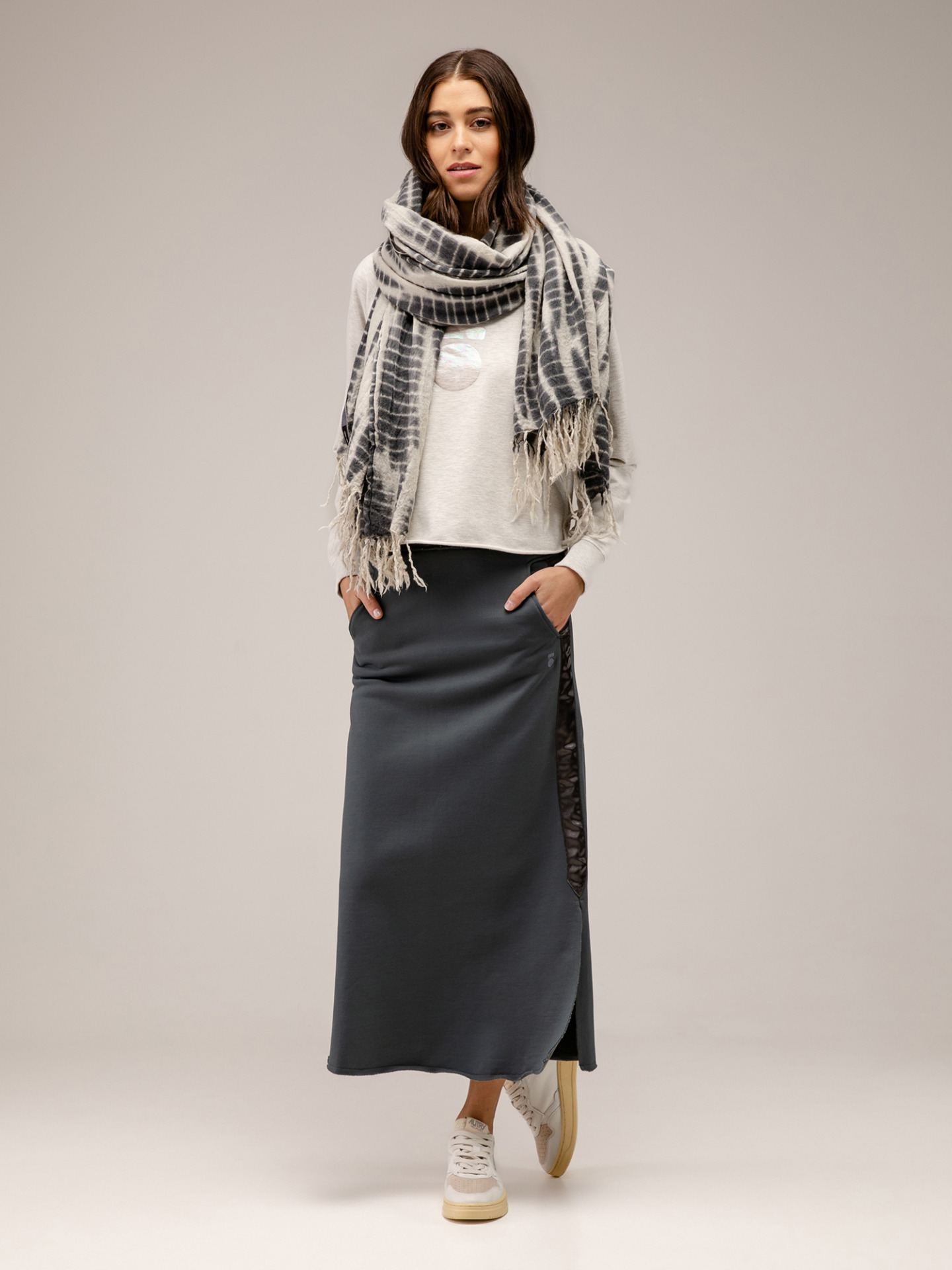 Detailansicht von Kurzes Sweatshirt von 10 DAYS