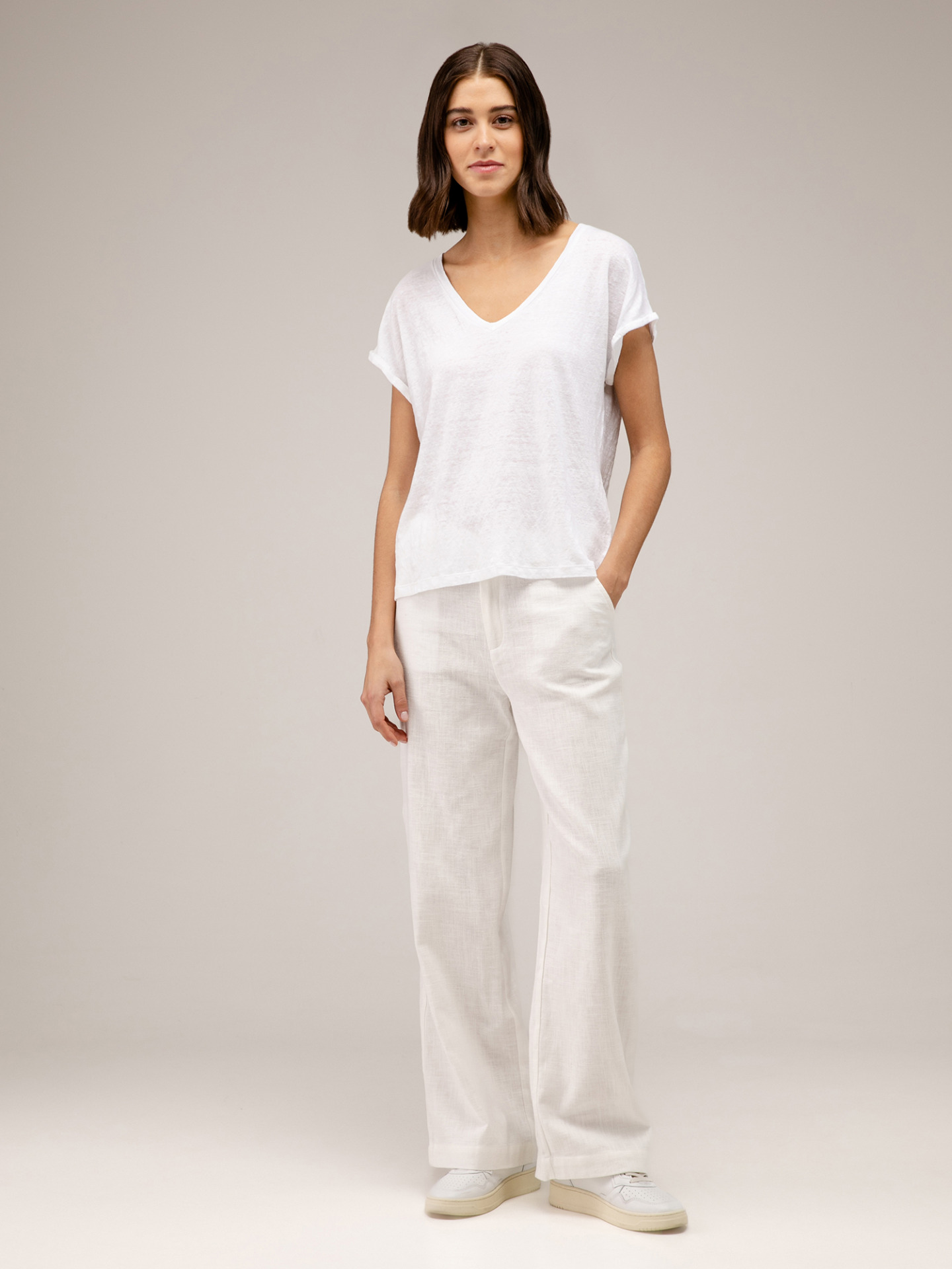 Detailansicht von Weite Hose aus Leinen von JC Sophie