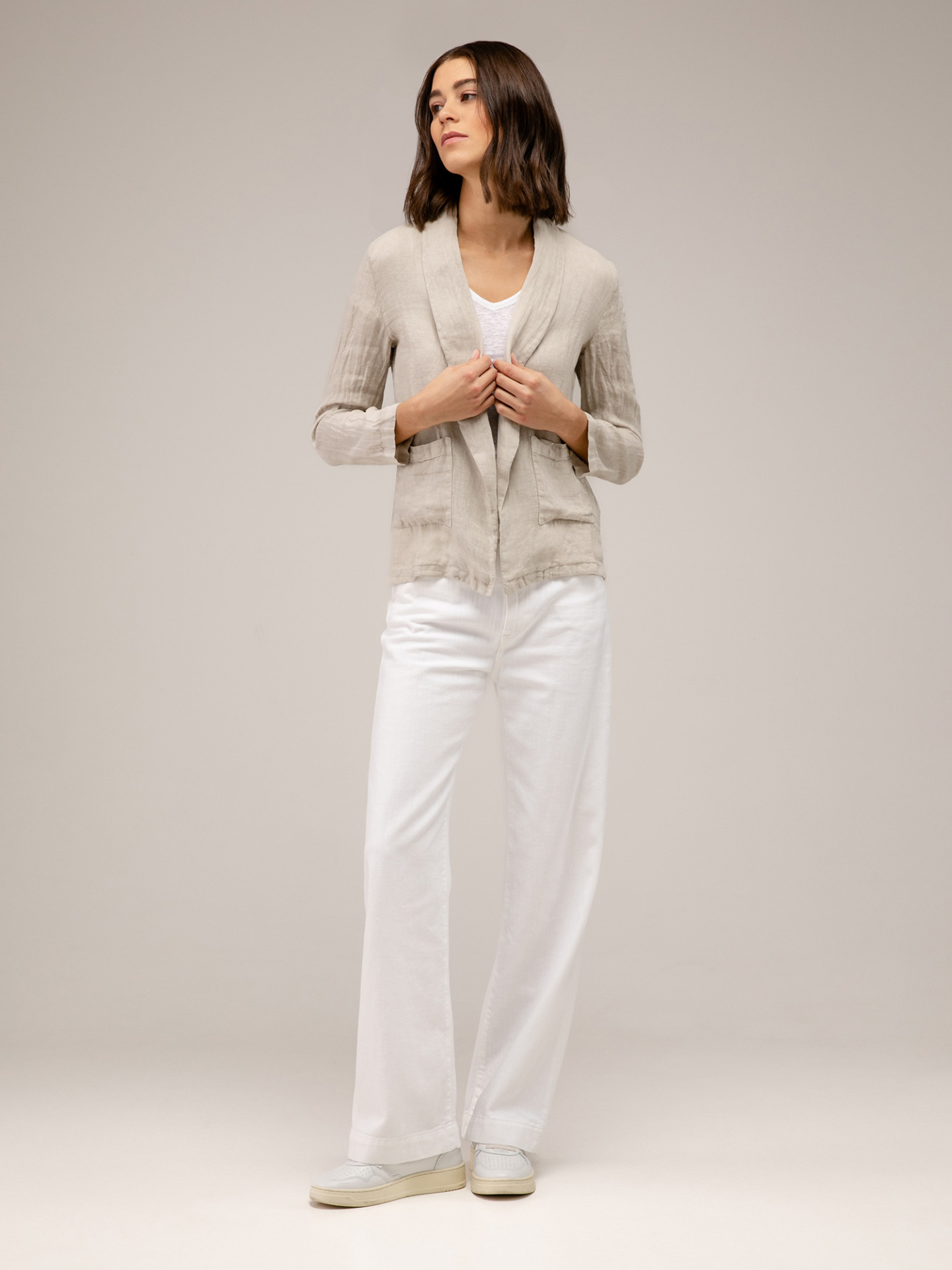 Detailansicht von Leichter Blazer aus Leinen von BOMBOOGIE