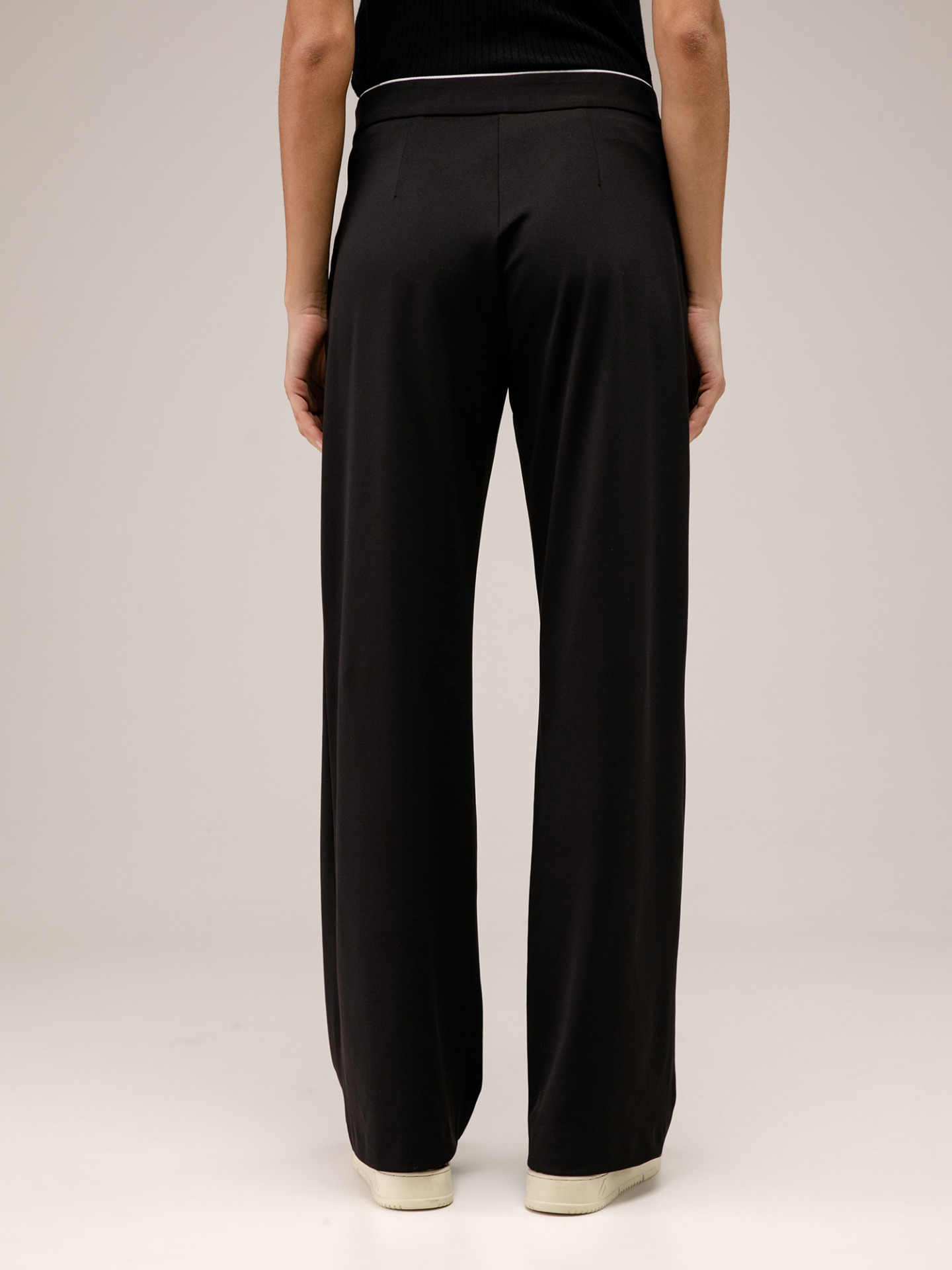 Detailansicht von Weite Hose von MAC