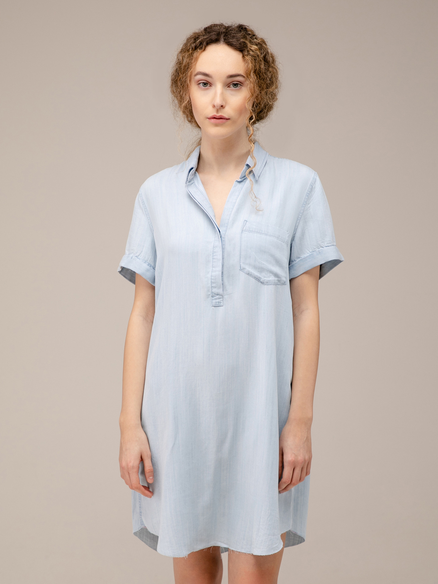 Detailansicht von Kurzes Hemdblusenkleid von RAILS