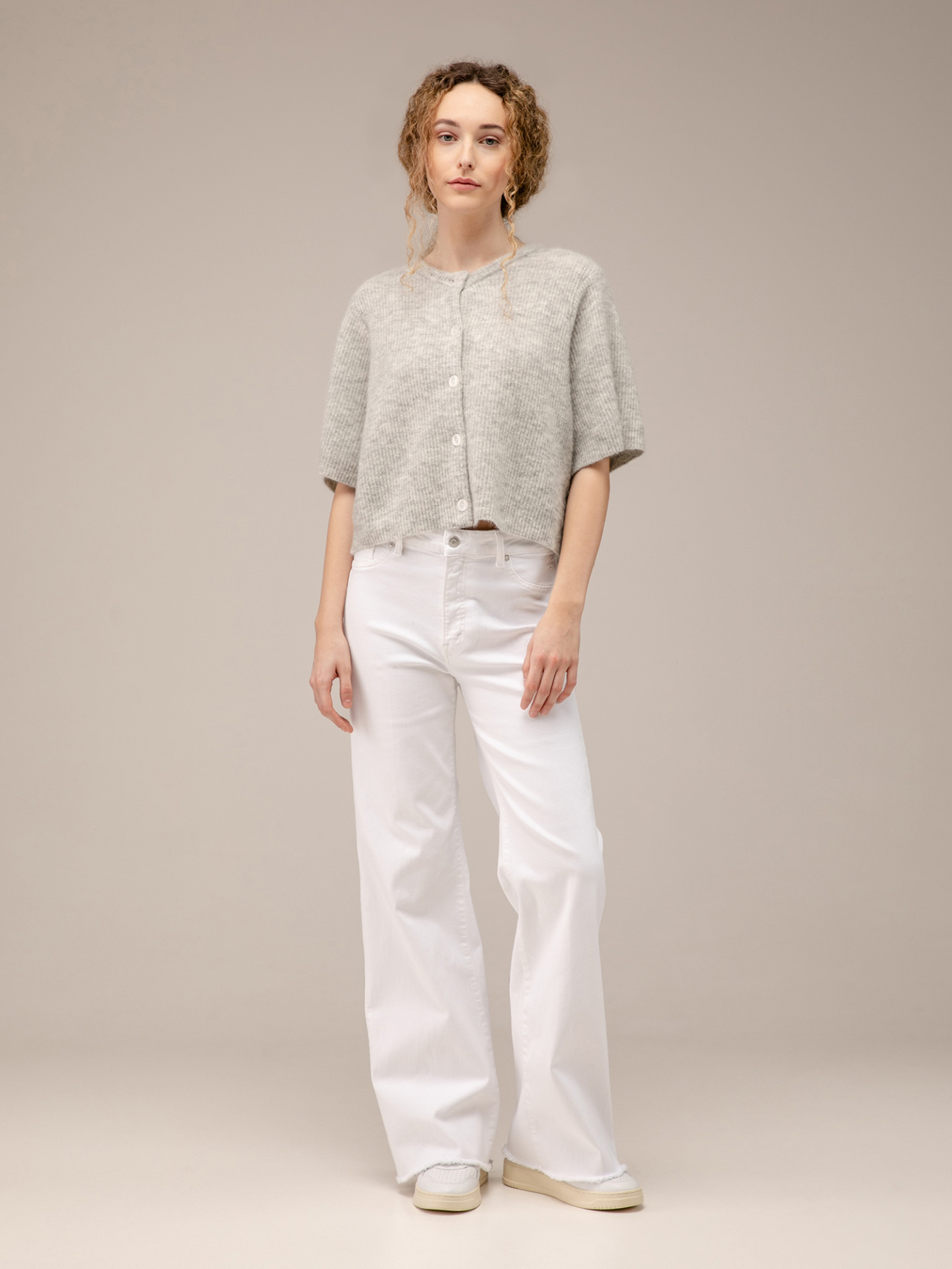 Detailansicht von Kurze Strickjacke von AMERICAN VINTAGE