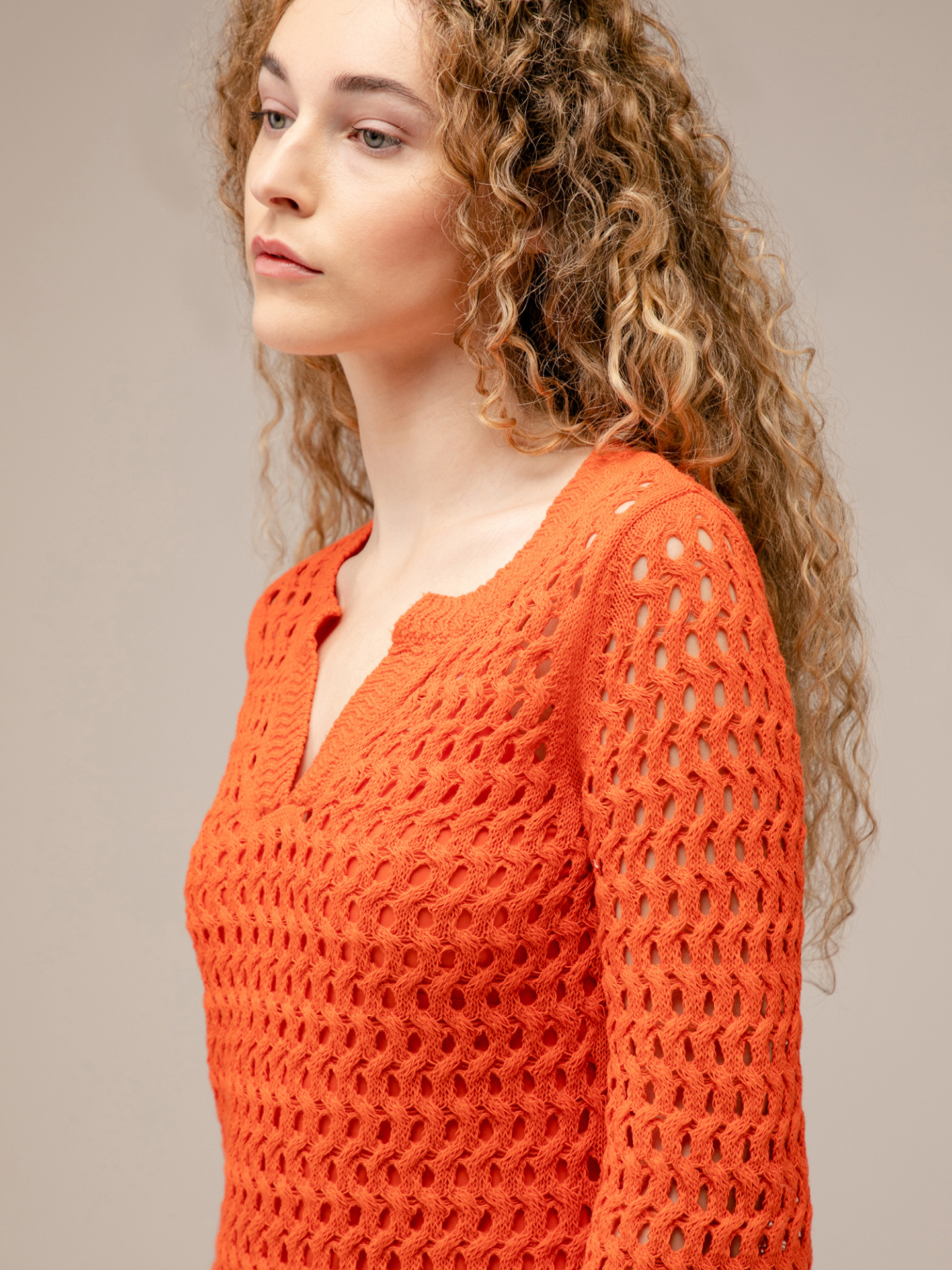 Detailansicht von Kurzes Strickkleid in Häkel-Optik von DOROTHEE SCHUMACHER